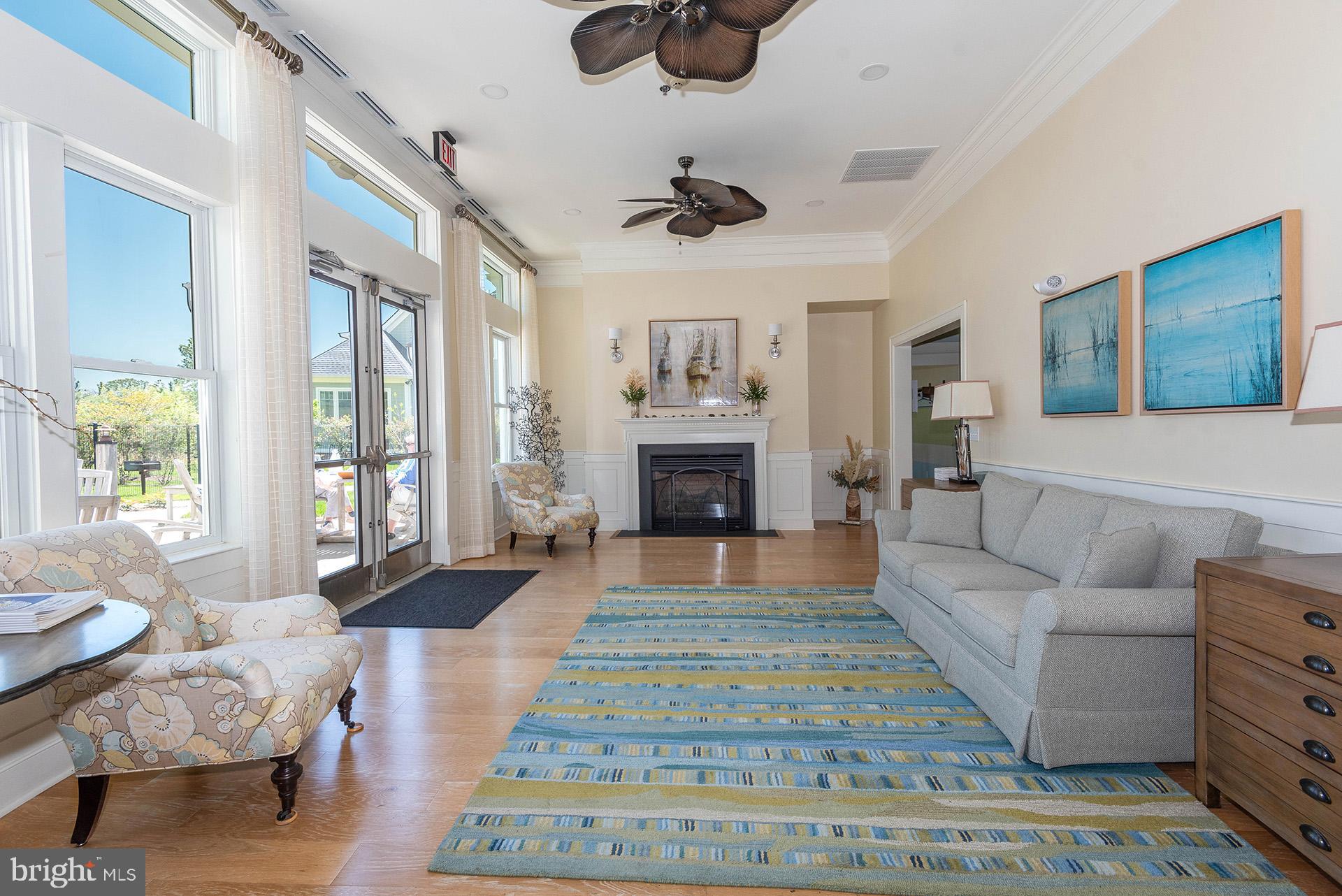 EASTON VILLAGE - Residential