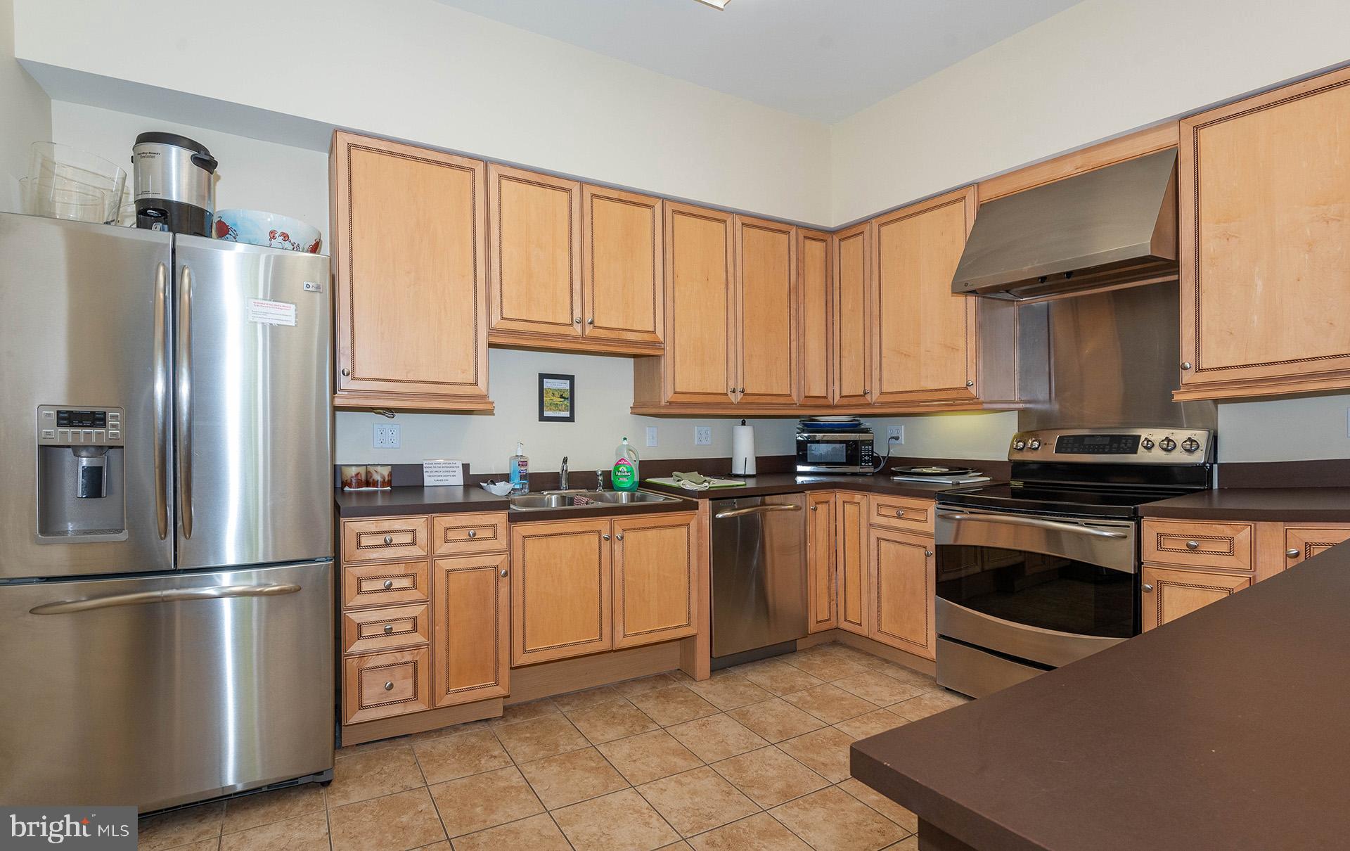 EASTON VILLAGE - Residential