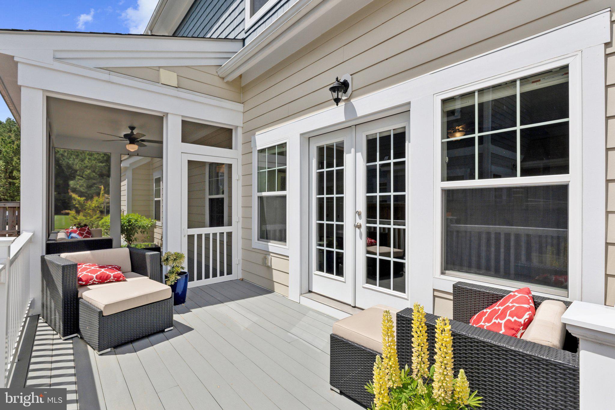 EASTON VILLAGE - Residential