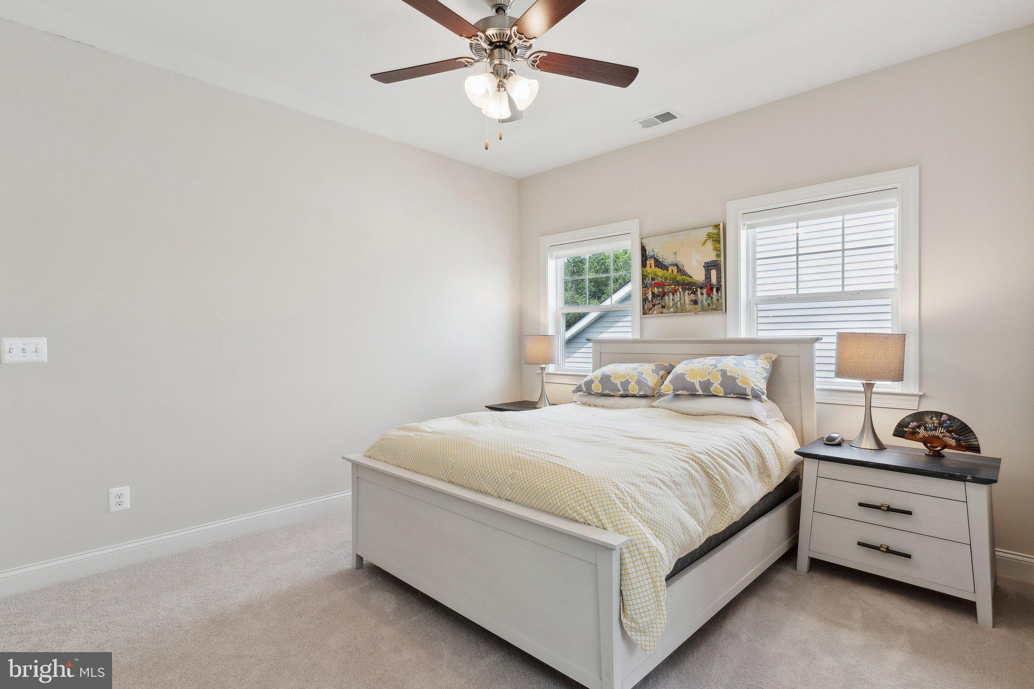 EASTON VILLAGE - Residential