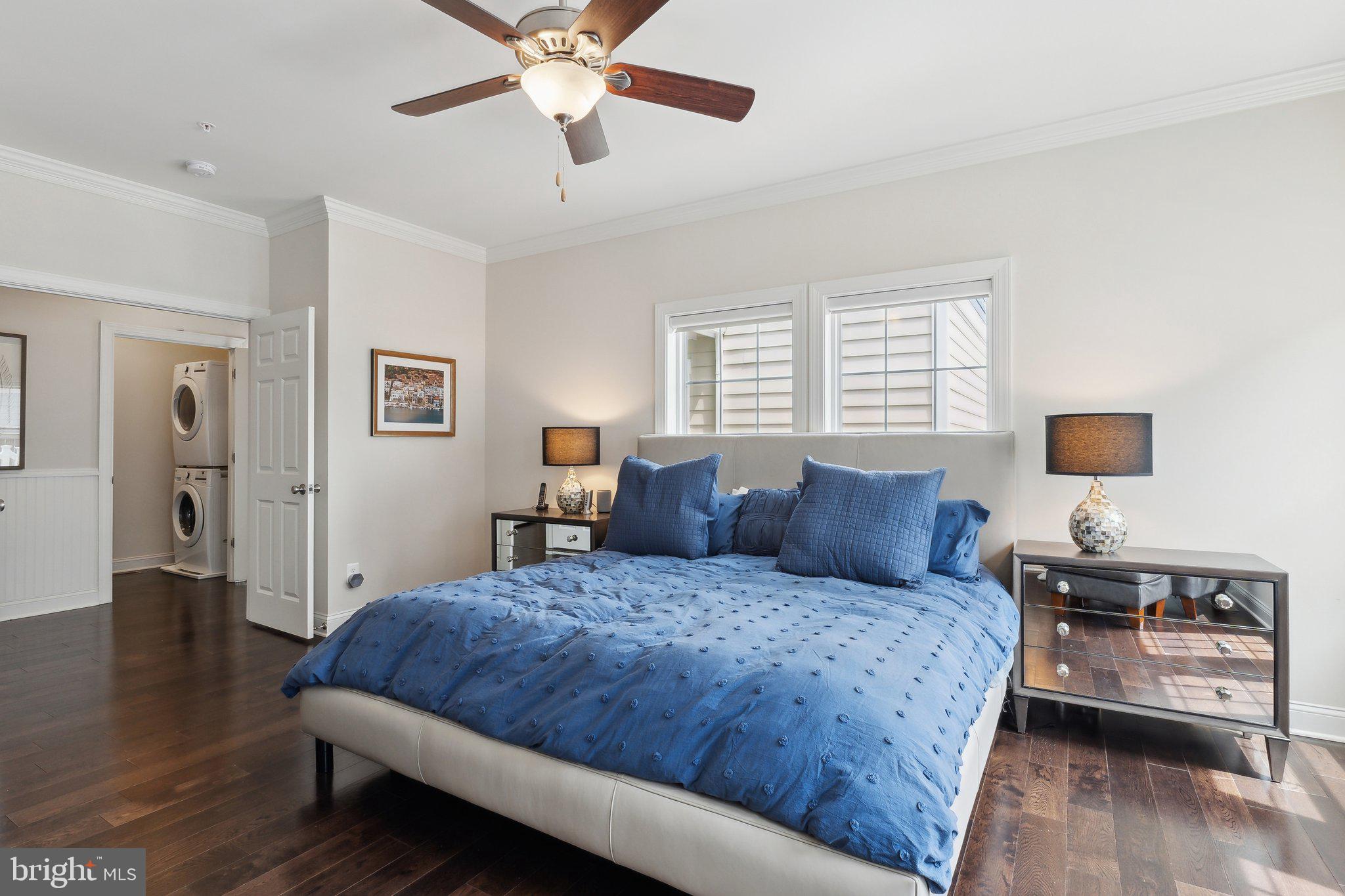 EASTON VILLAGE - Residential