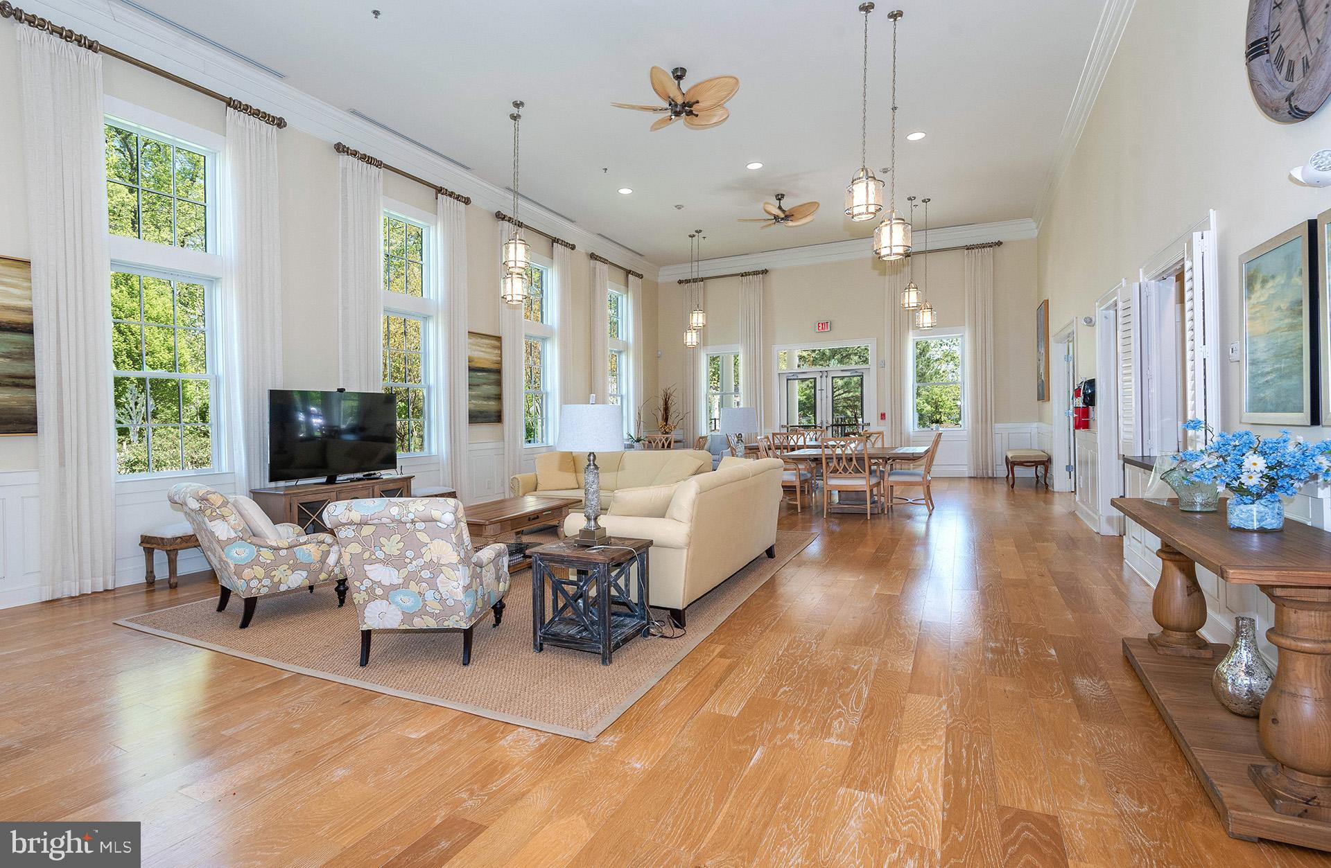 EASTON VILLAGE - Residential