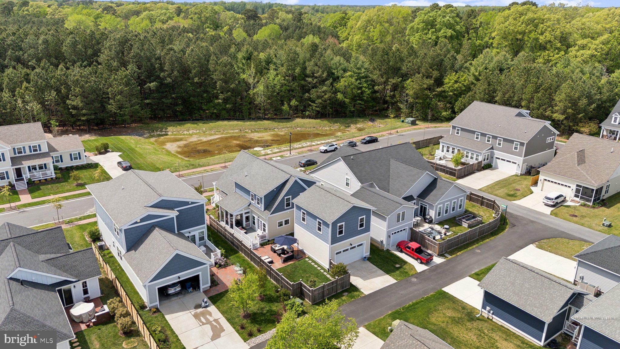 EASTON VILLAGE - Residential