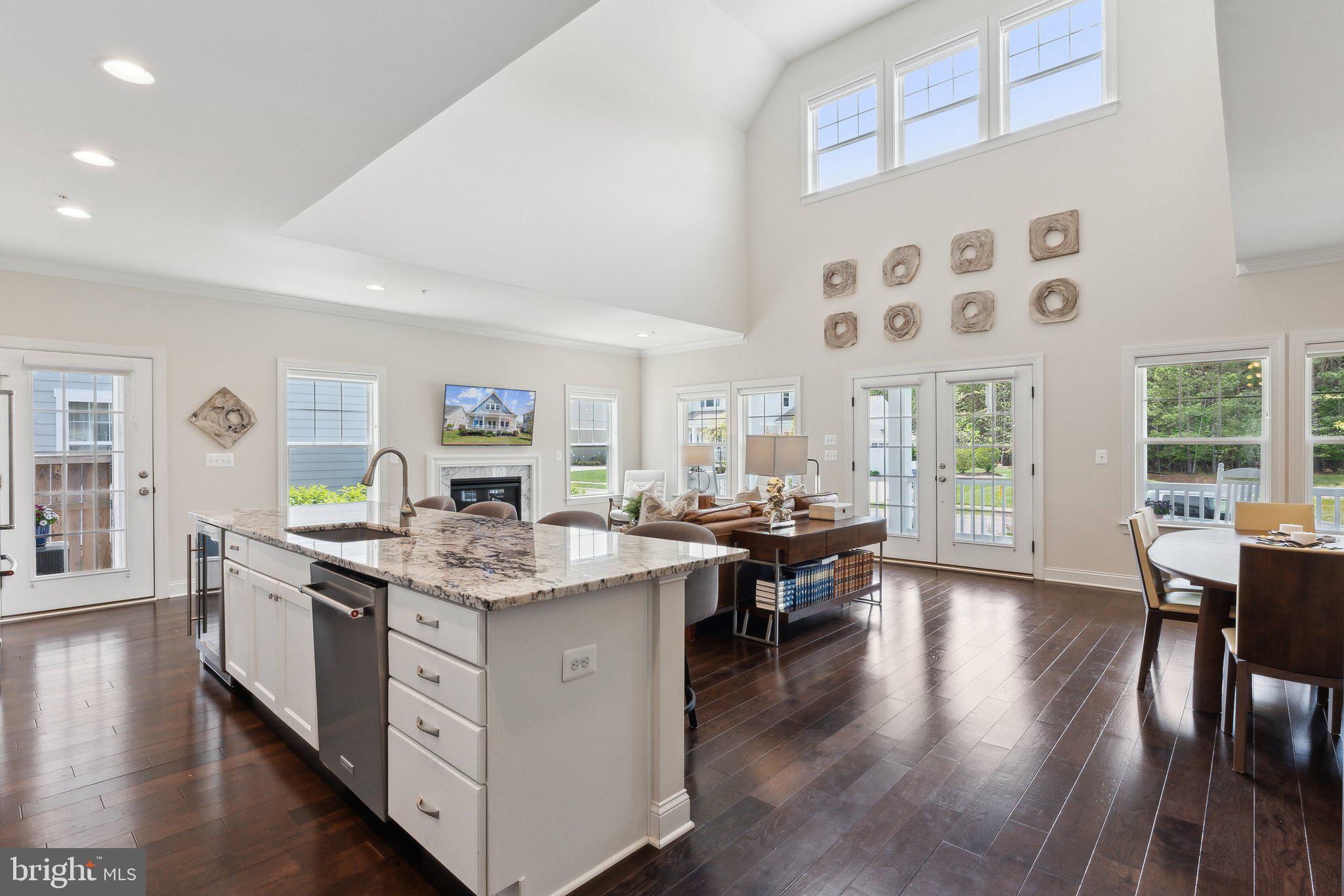 EASTON VILLAGE - Residential