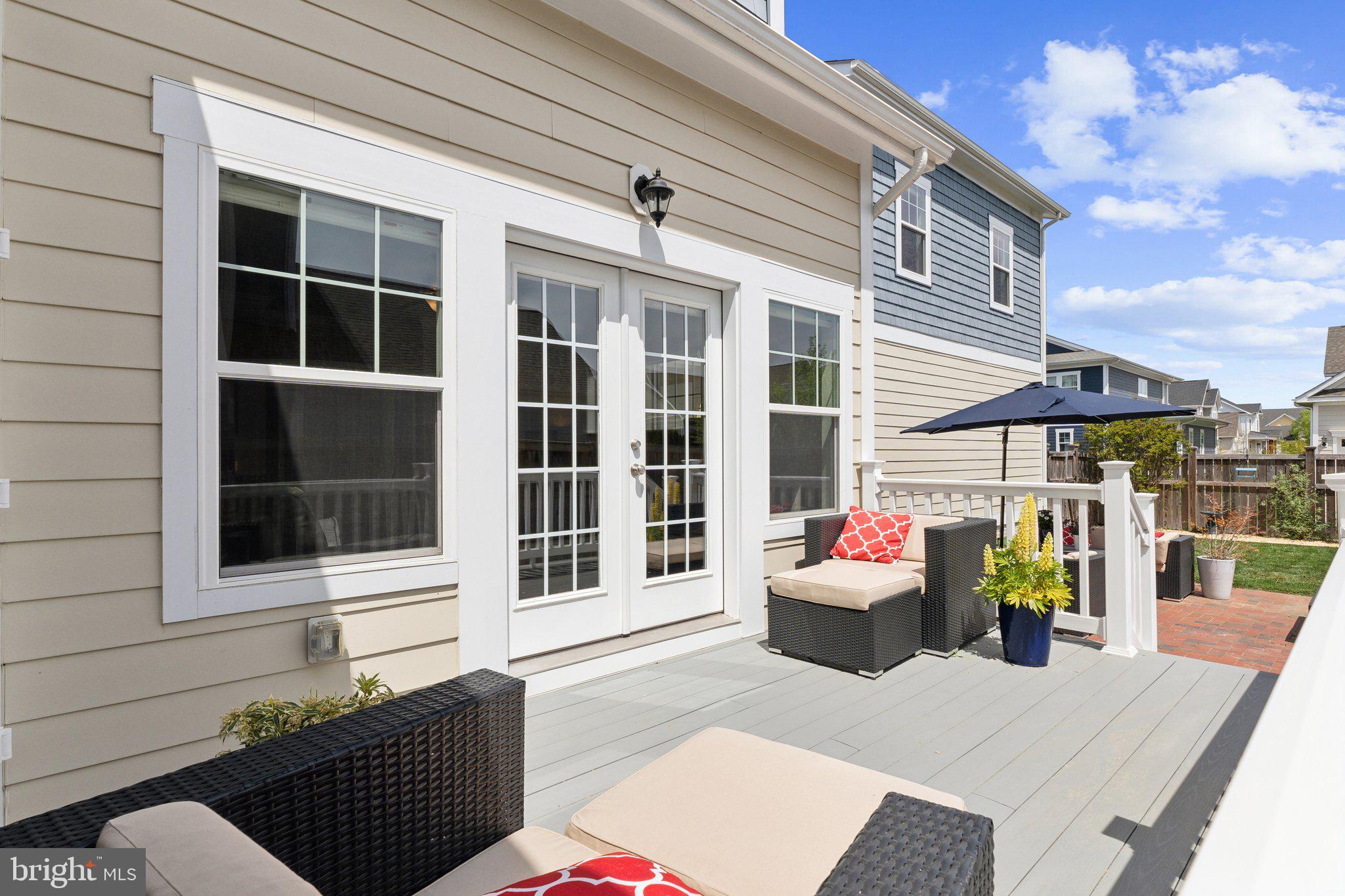 EASTON VILLAGE - Residential