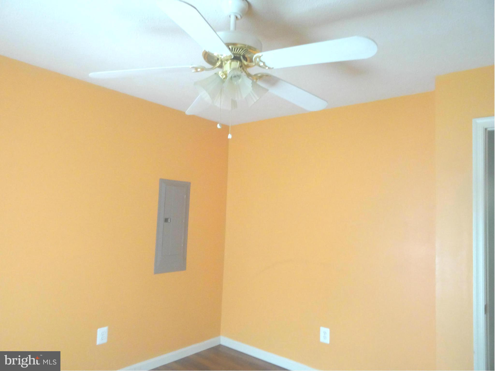 CAROLINE PINES - Residential