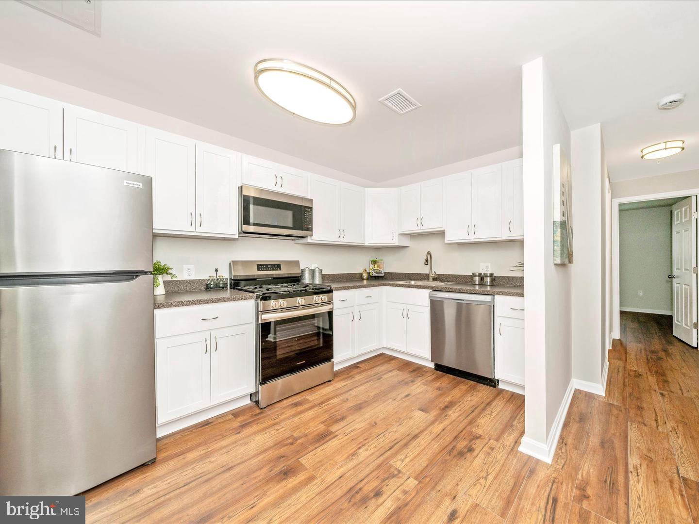 DIAMOND FARM - Residential