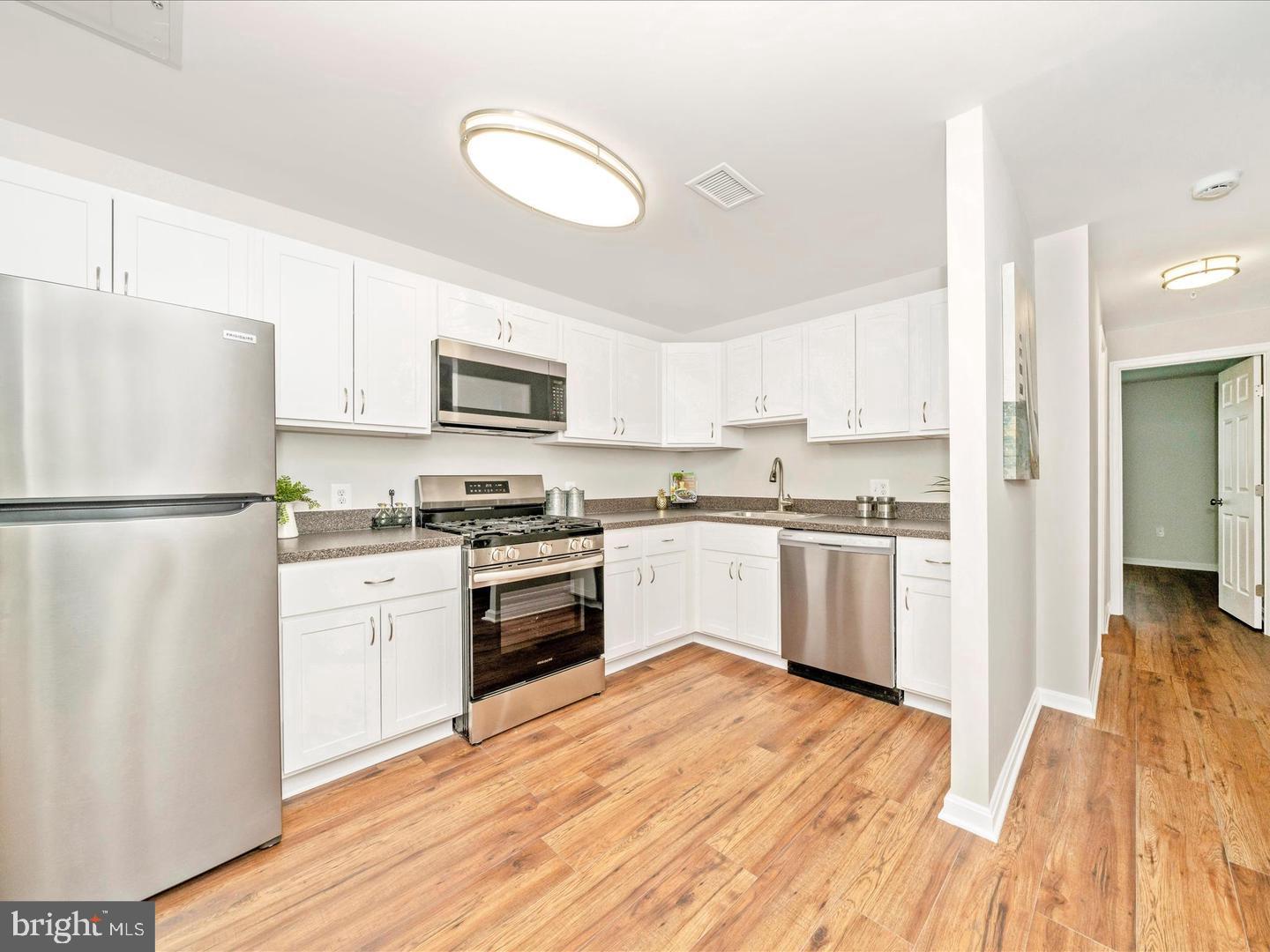 DIAMOND FARM - Residential