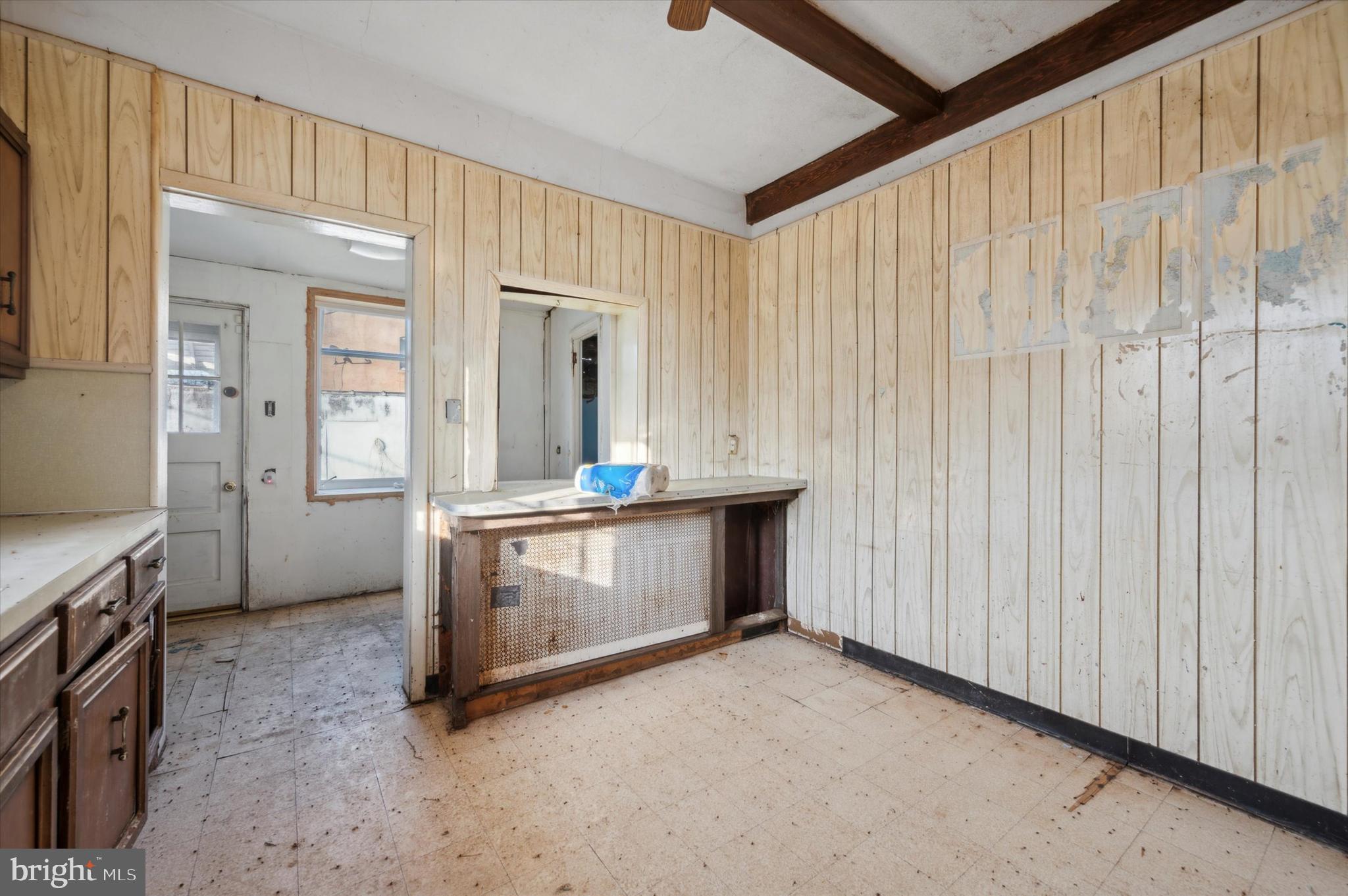 LAWNCREST - Residential