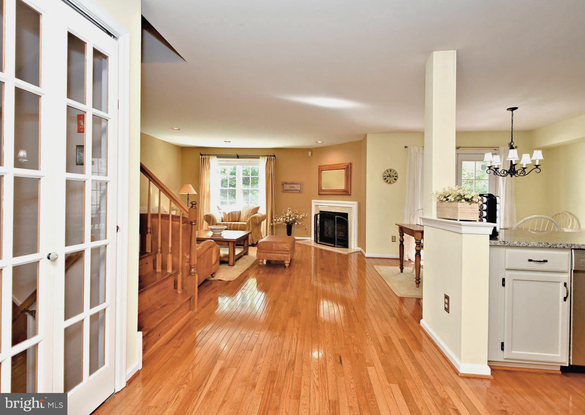 MEADOW VIEW ESTS - Residential