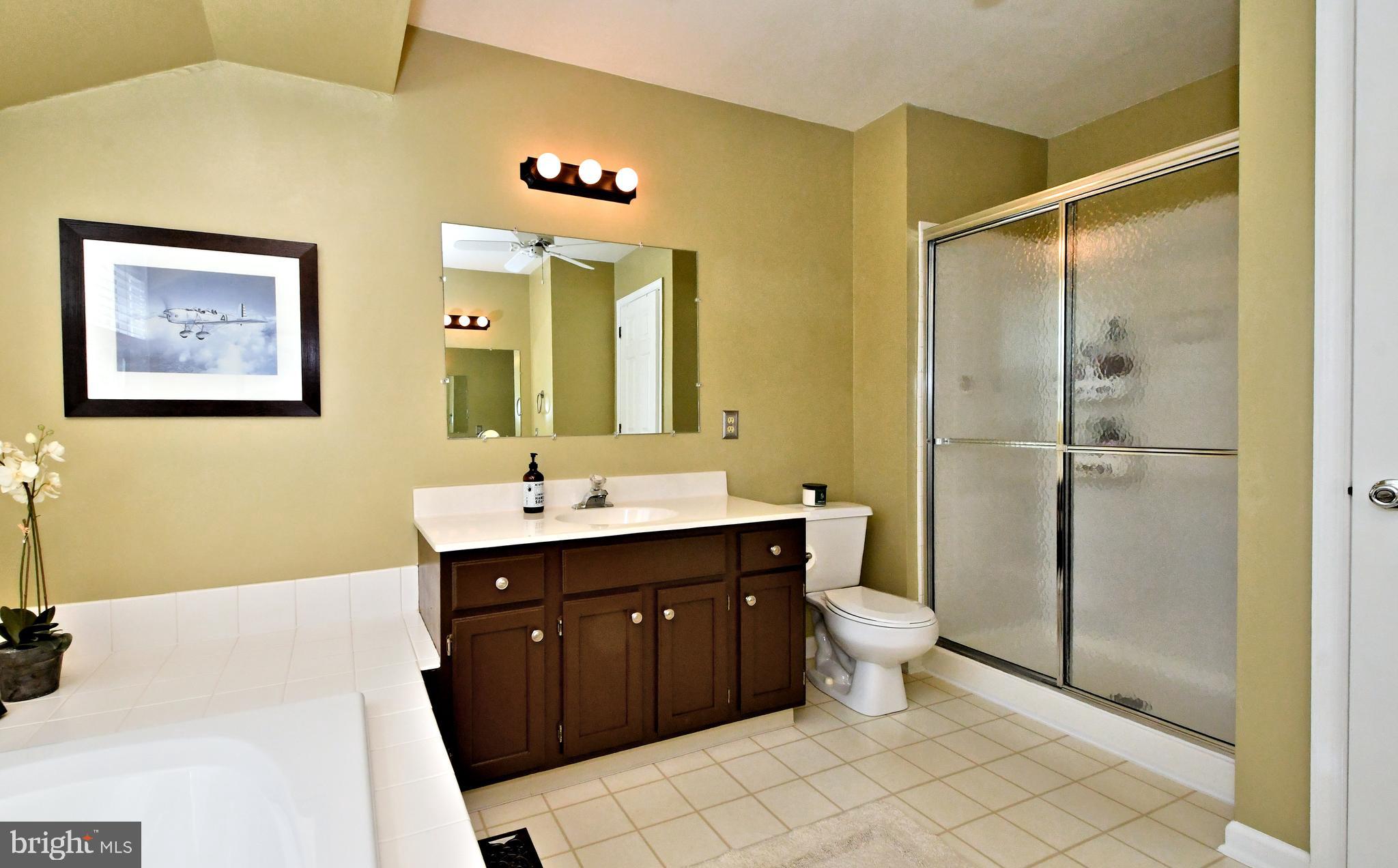 MEADOW VIEW ESTS - Residential