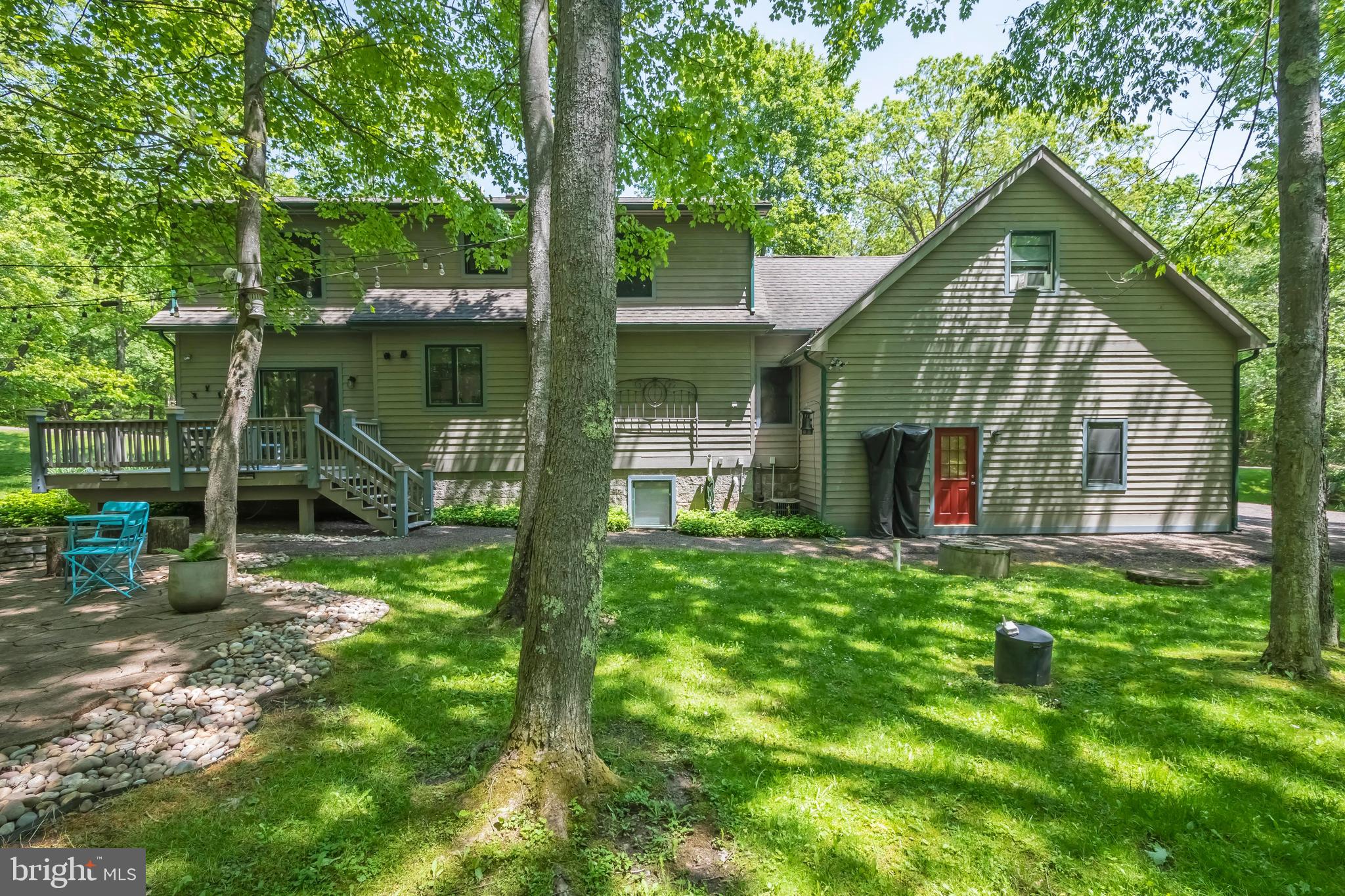 590 S BLAKESLEE ROAD
