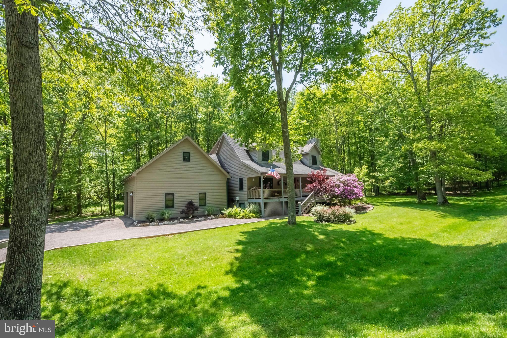 590 S BLAKESLEE ROAD