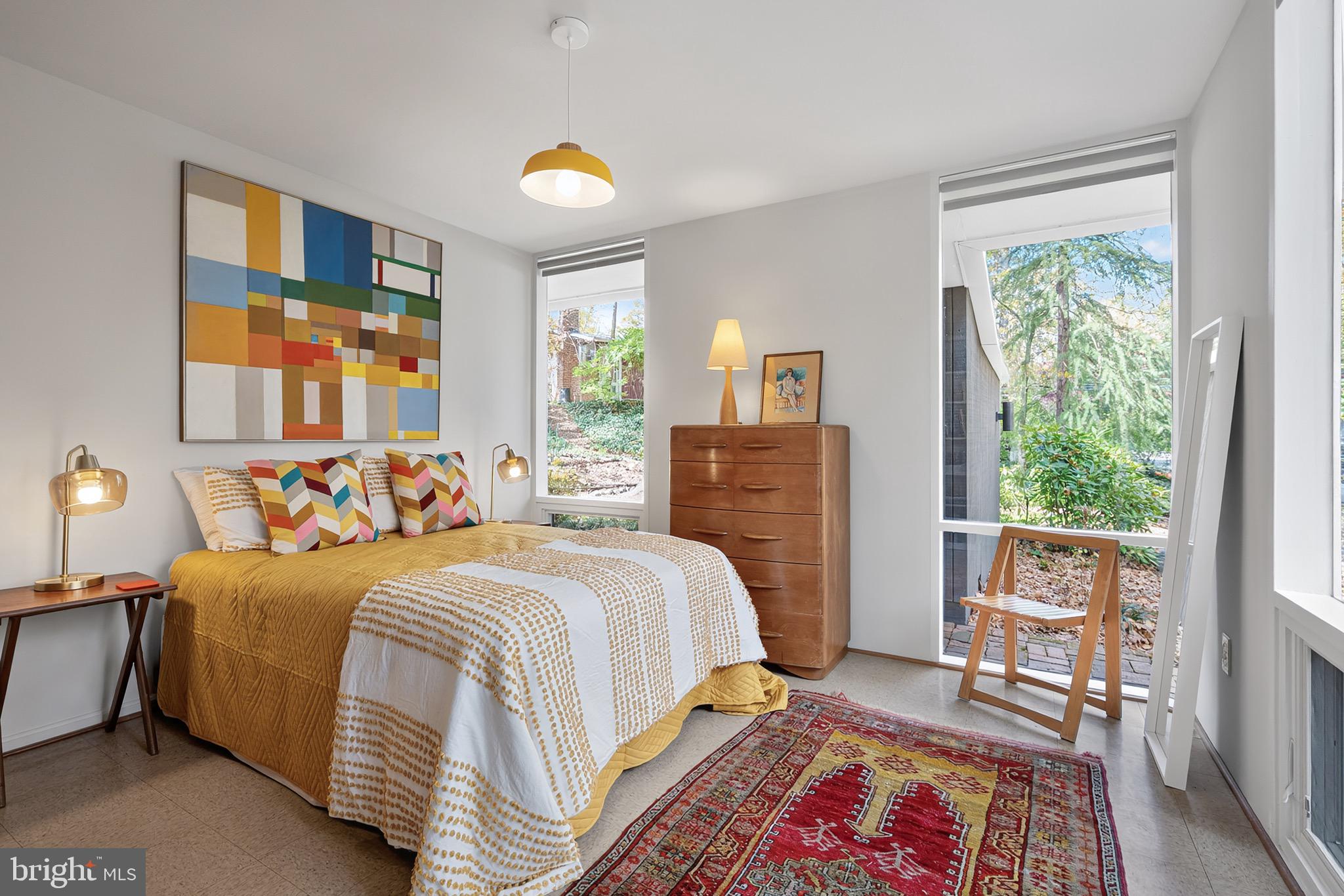 HOLLIN HILLS - Residential