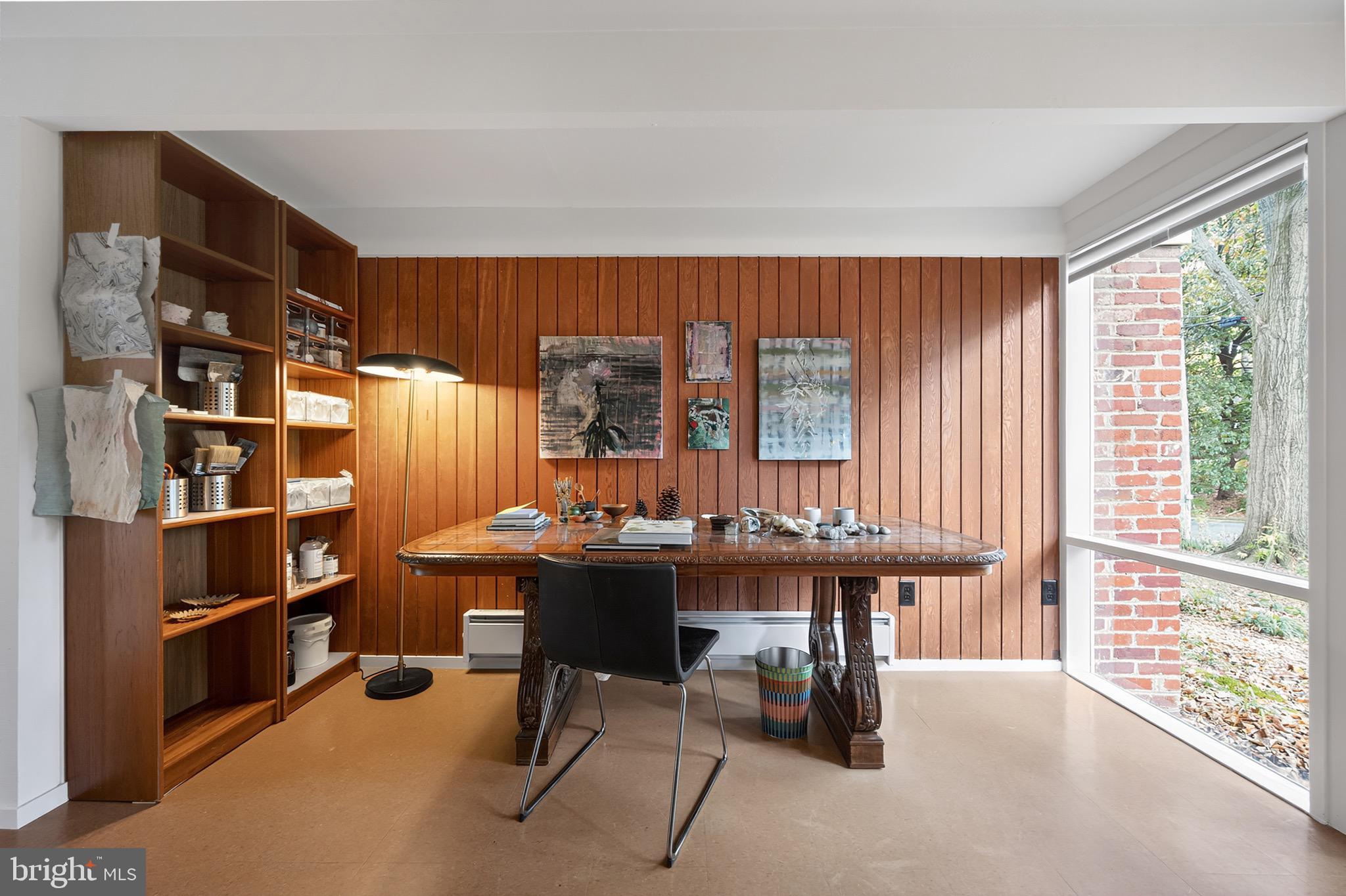 HOLLIN HILLS - Residential