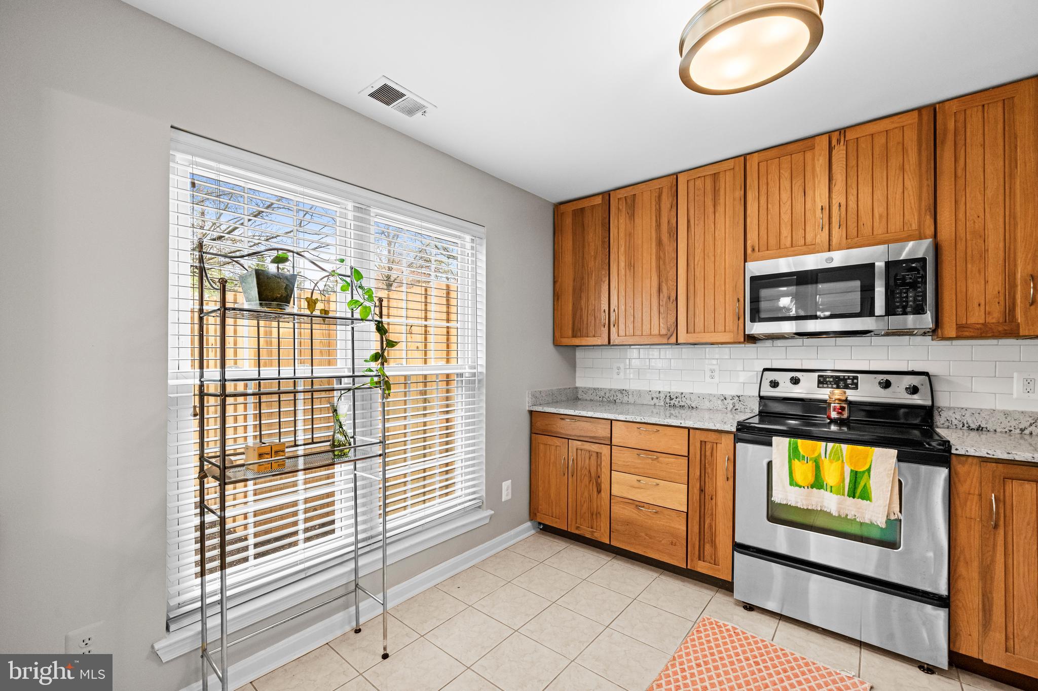 LEE LANDING - Residential