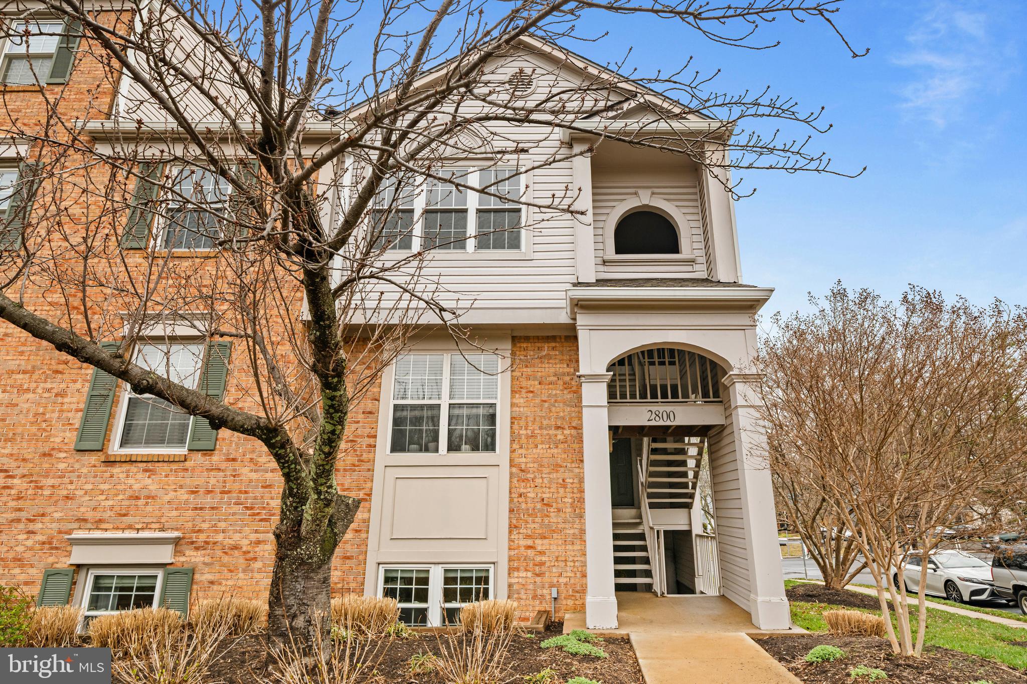 2800 EMMA LEE STREET 101