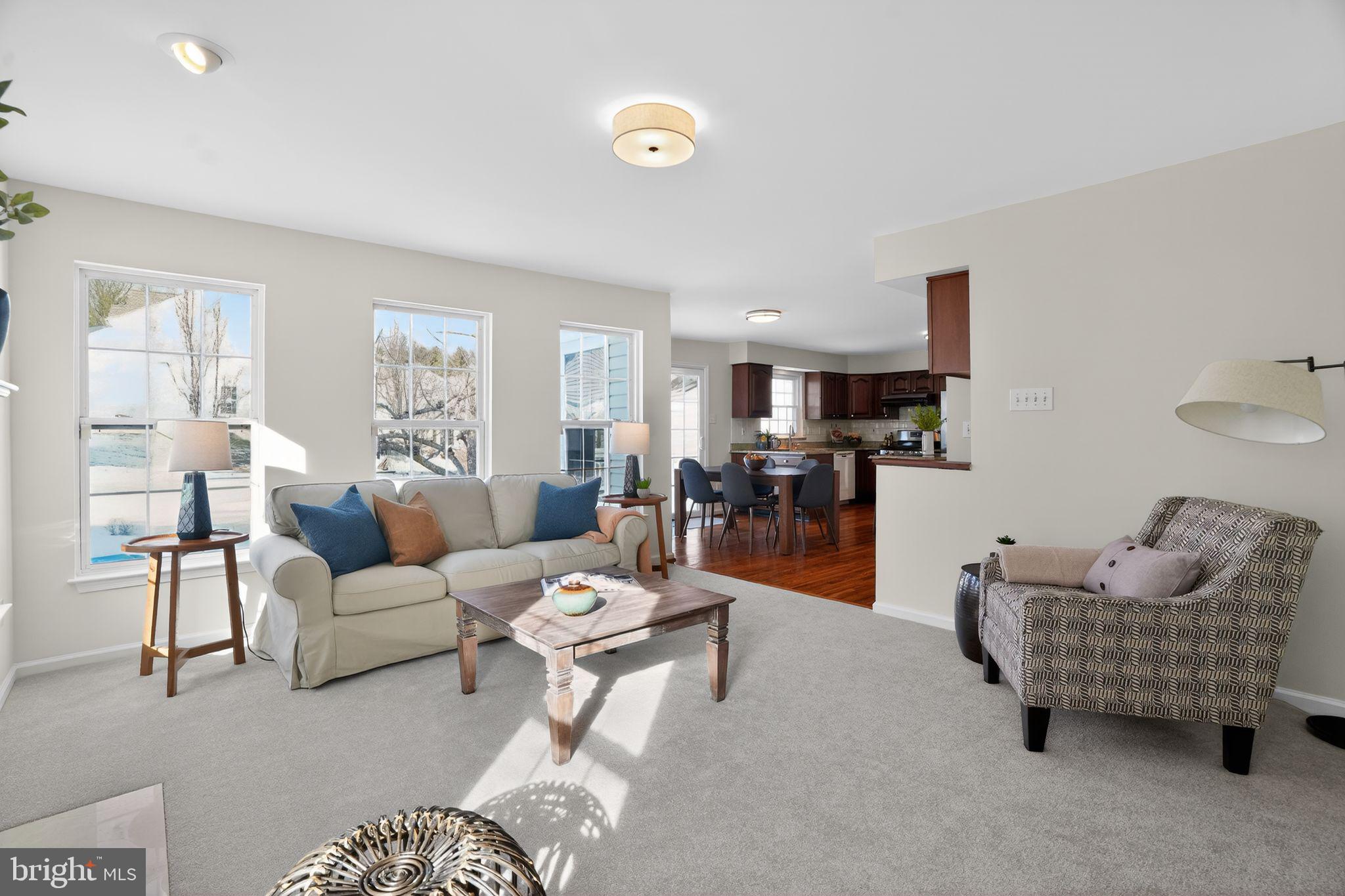 WILLIAMSBURG - Residential