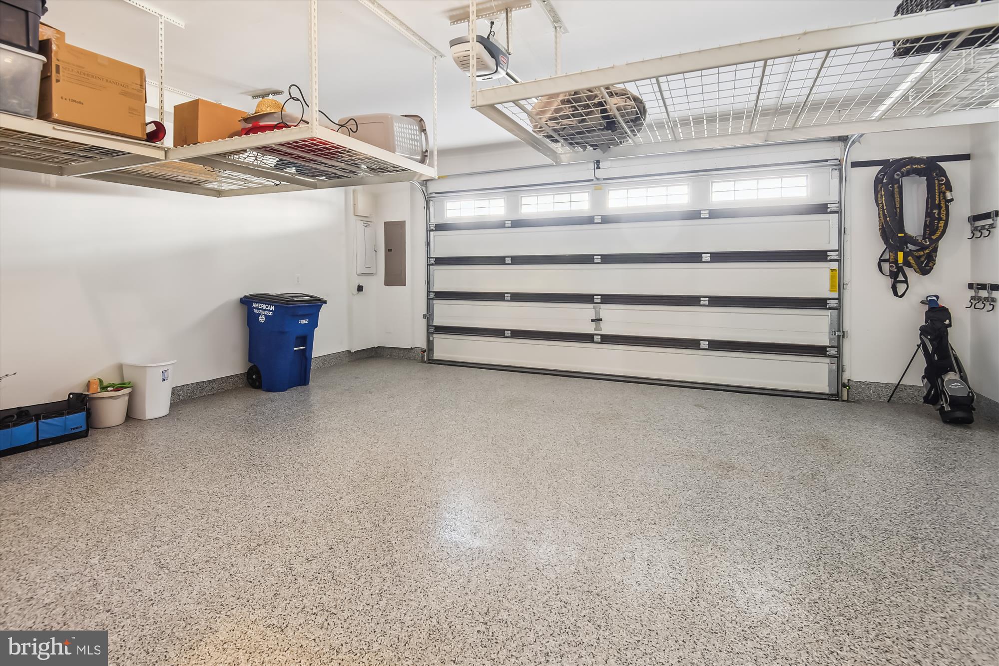 SM ONE LOUDOUN CONDO - Residential