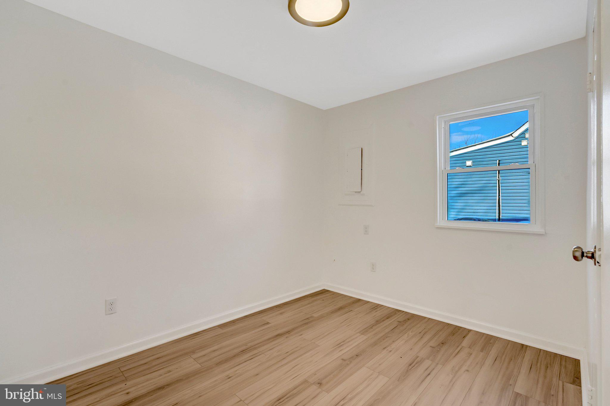 MANASSAS PARK - Residential