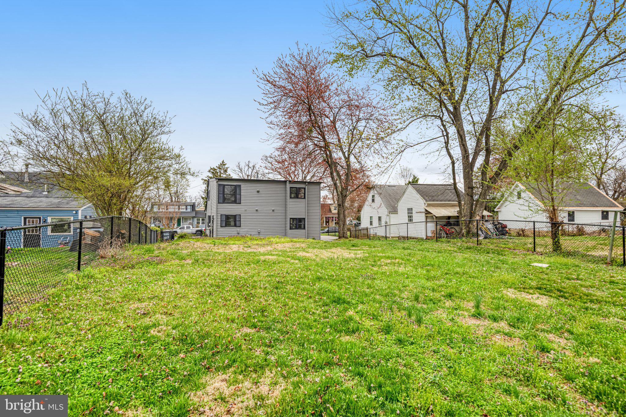 MANASSAS PARK - Residential