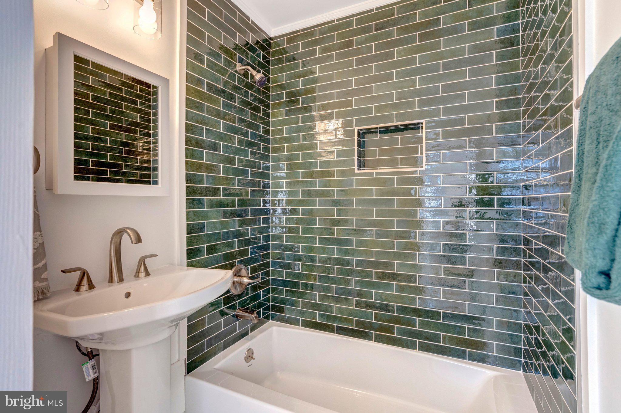 MANASSAS PARK - Residential