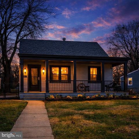 122 SCOTT DRIVE MANASSAS PARK VA 20111