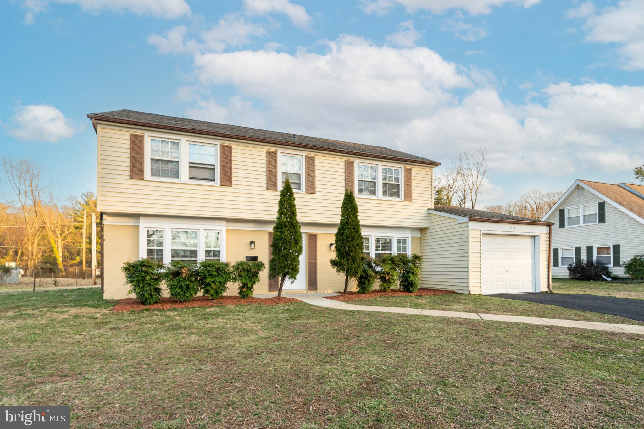 SOMERSET AT BELAIR - Residential