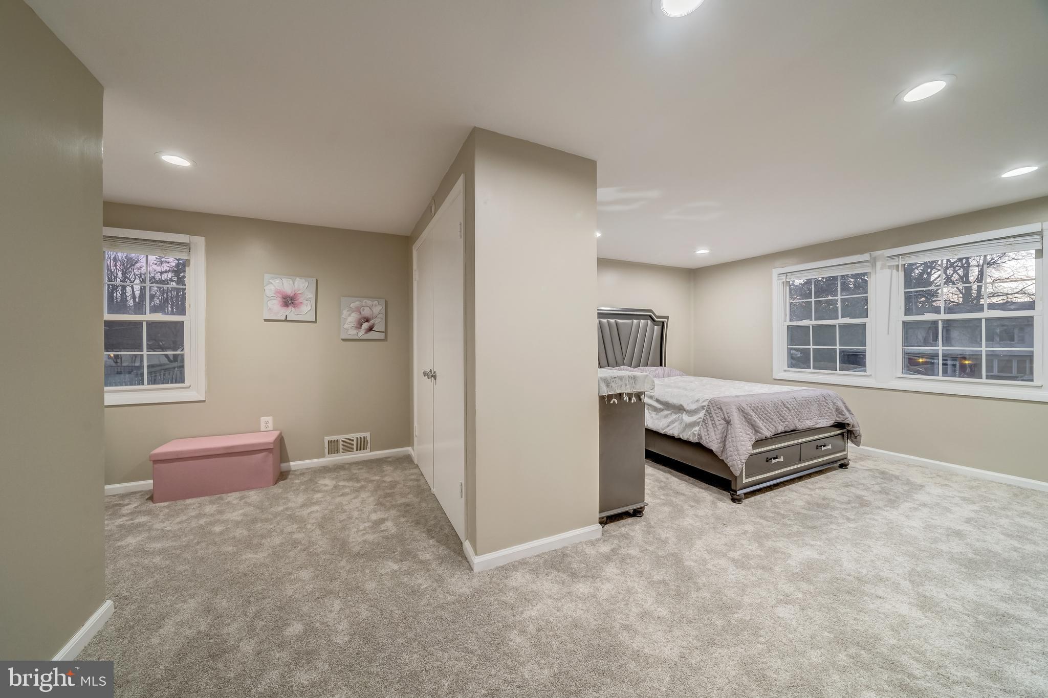 SOMERSET AT BELAIR - Residential