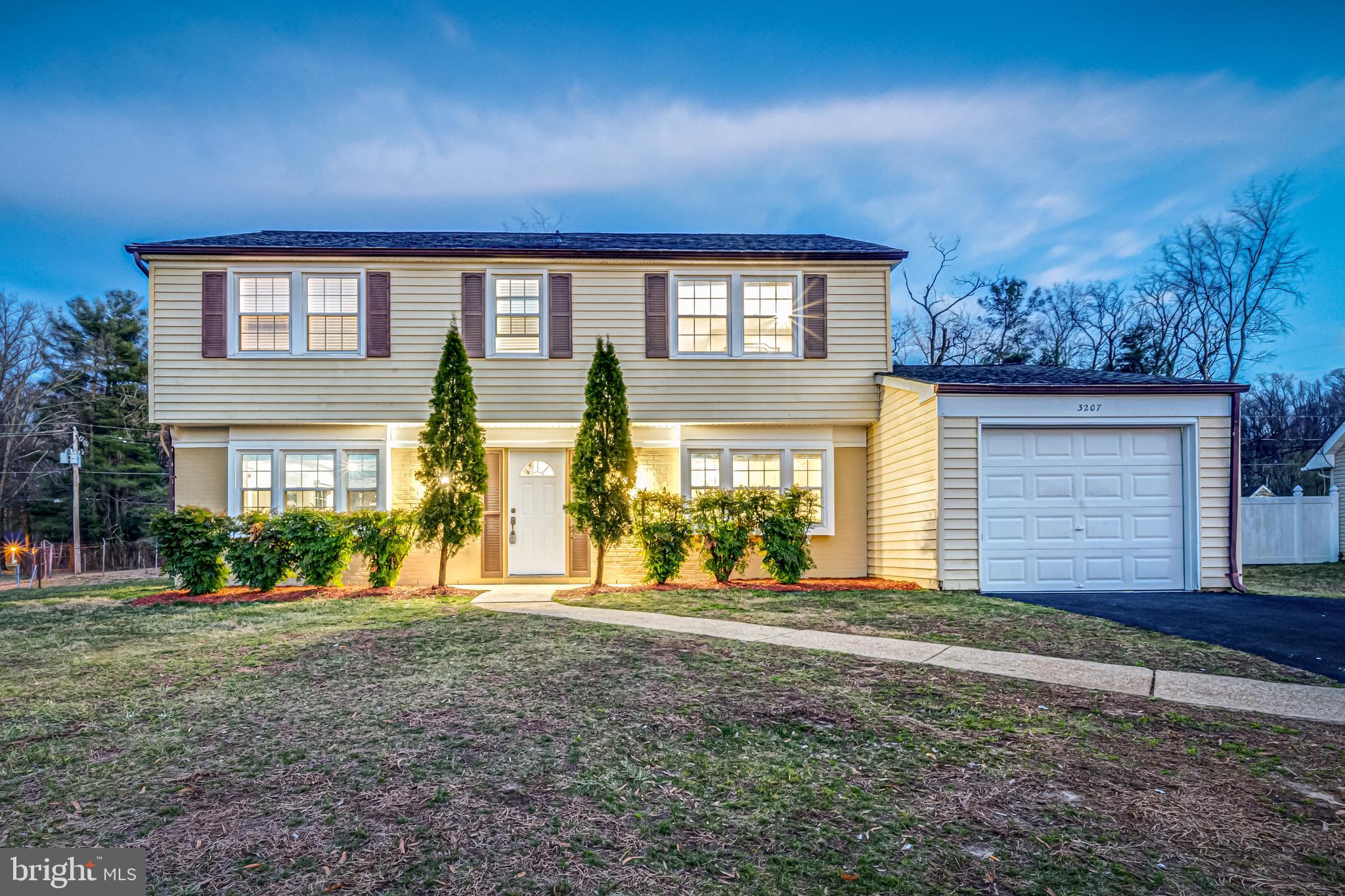 SOMERSET AT BELAIR - Residential