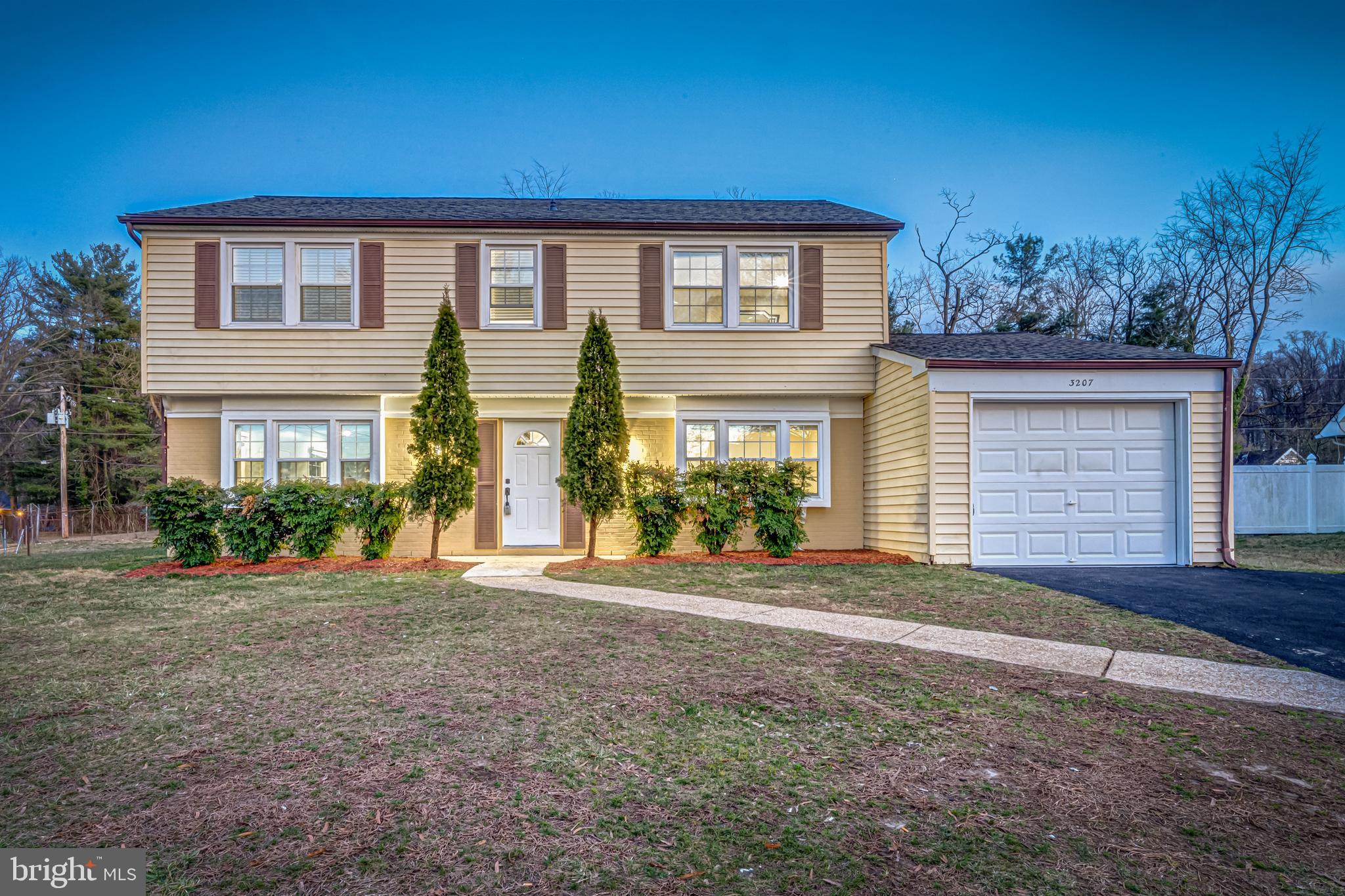 SOMERSET AT BELAIR - Residential