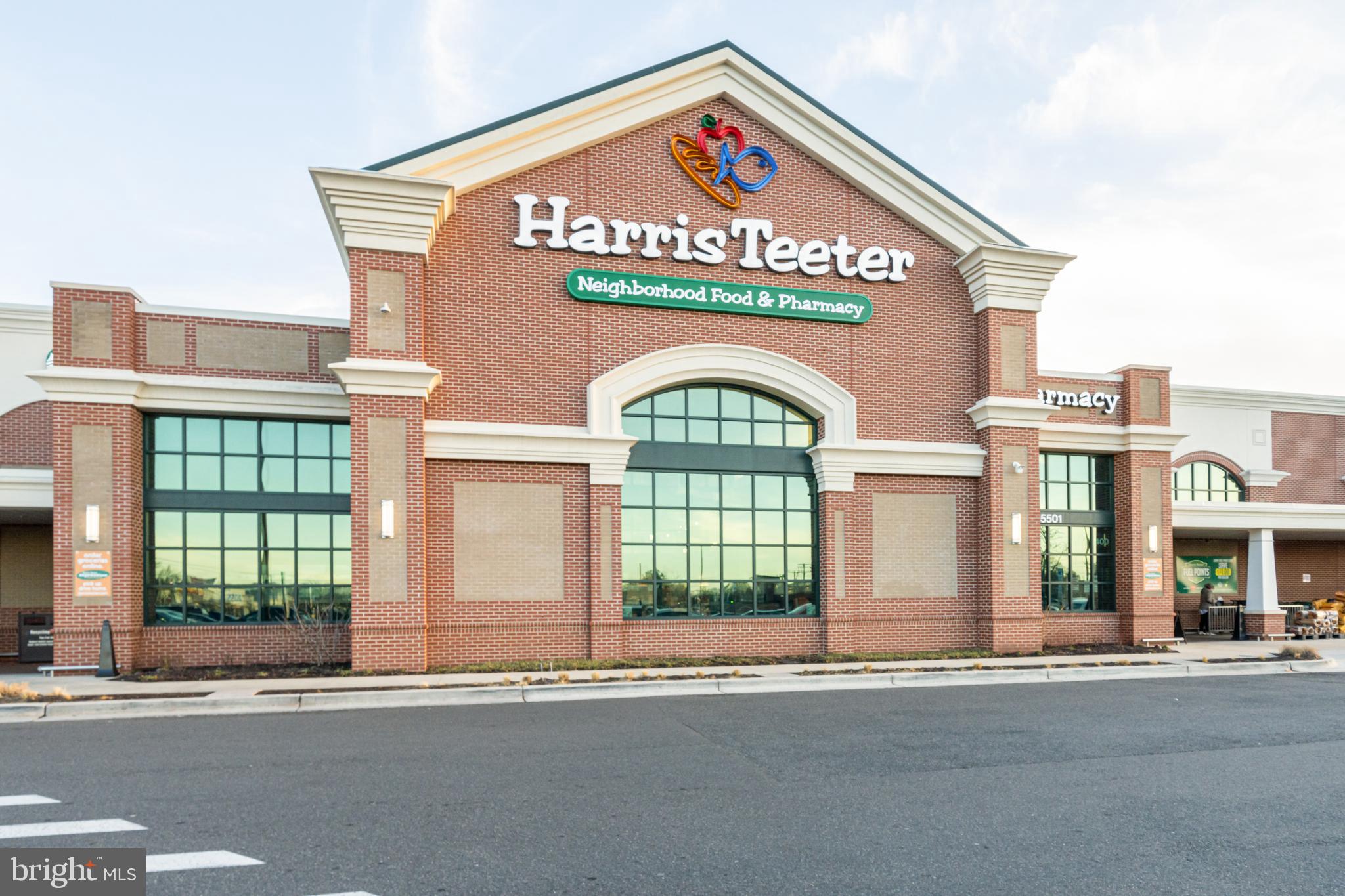 SOMERSET AT BELAIR - Residential