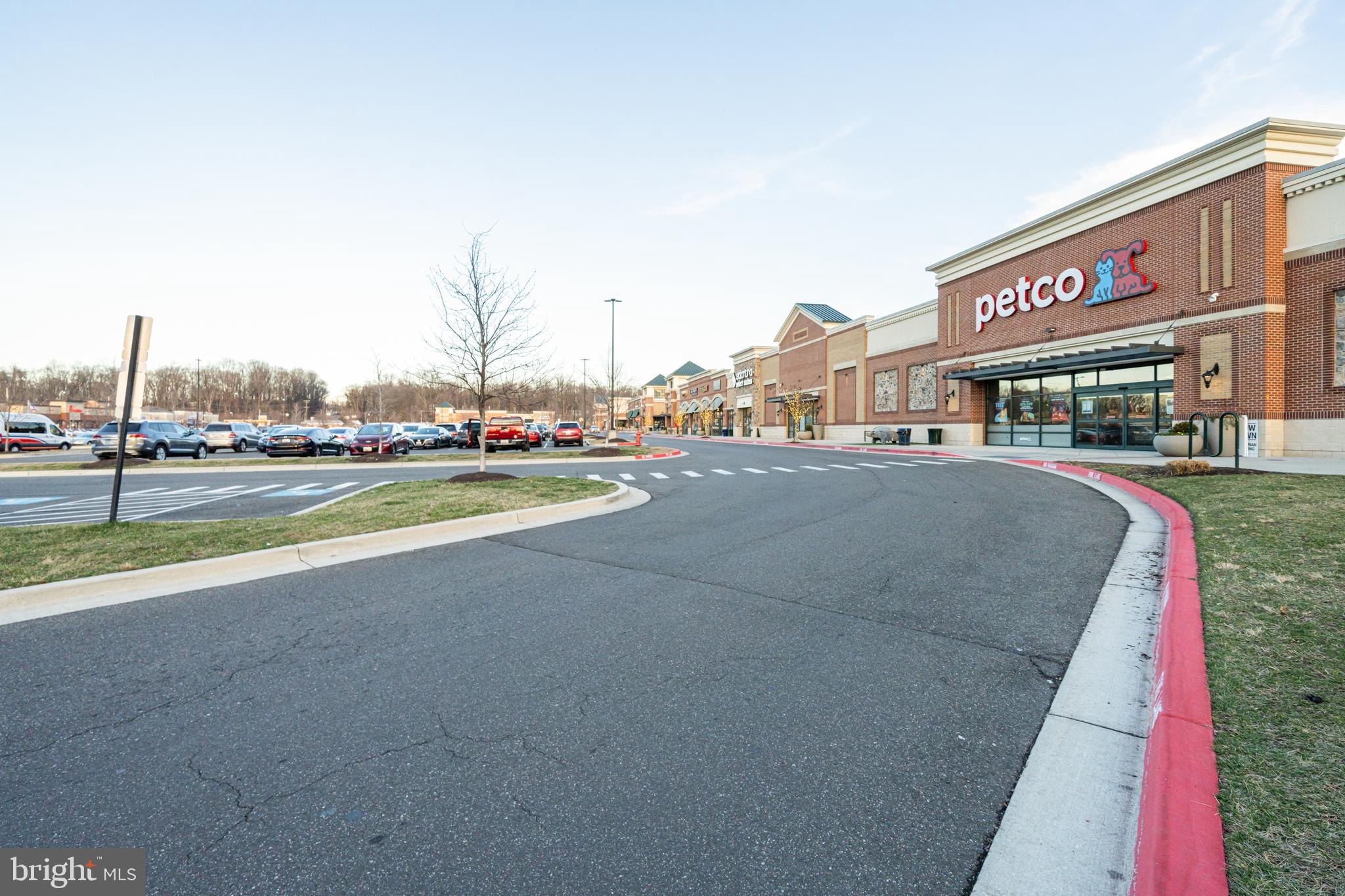 SOMERSET AT BELAIR - Residential