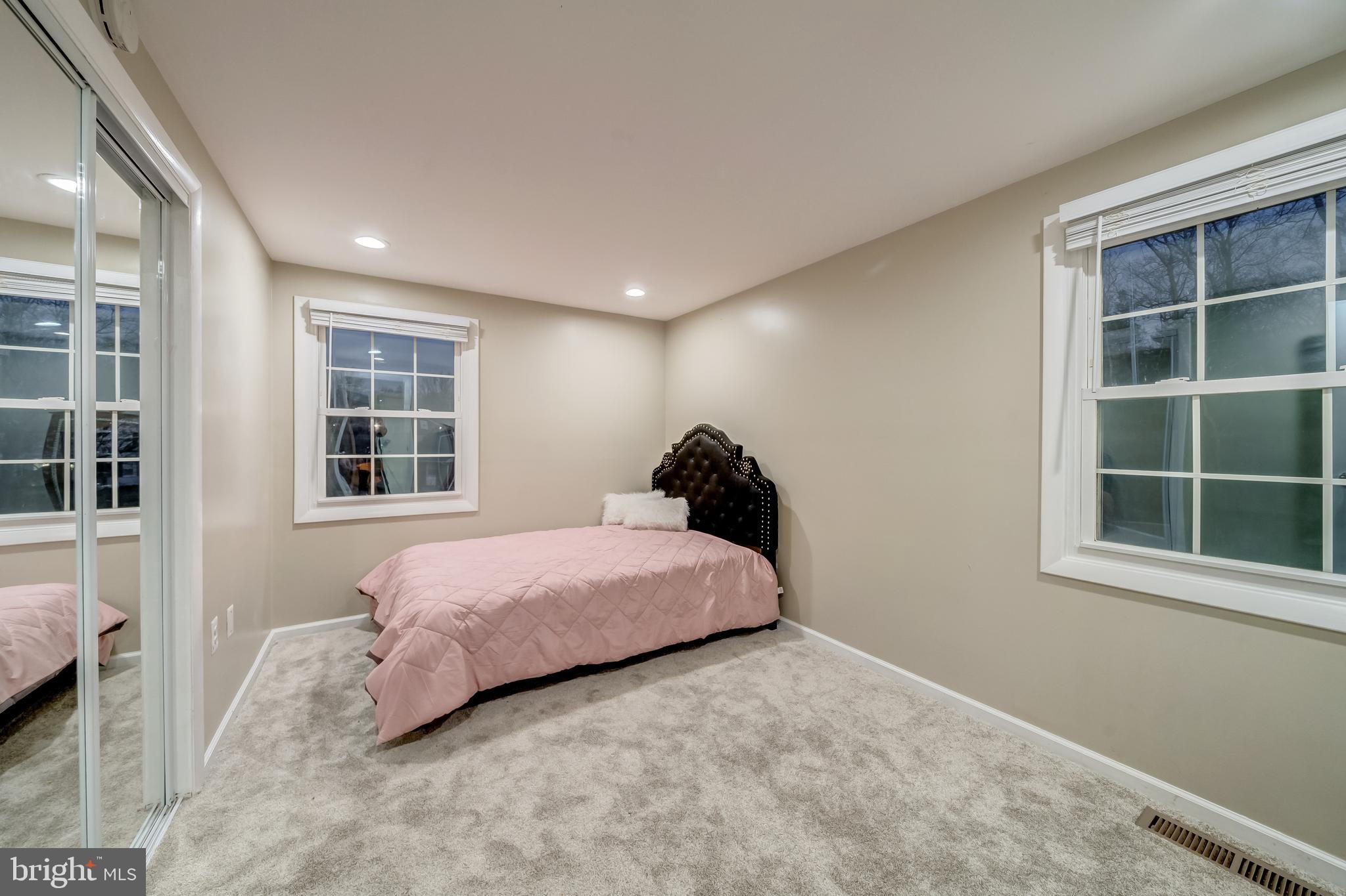 SOMERSET AT BELAIR - Residential