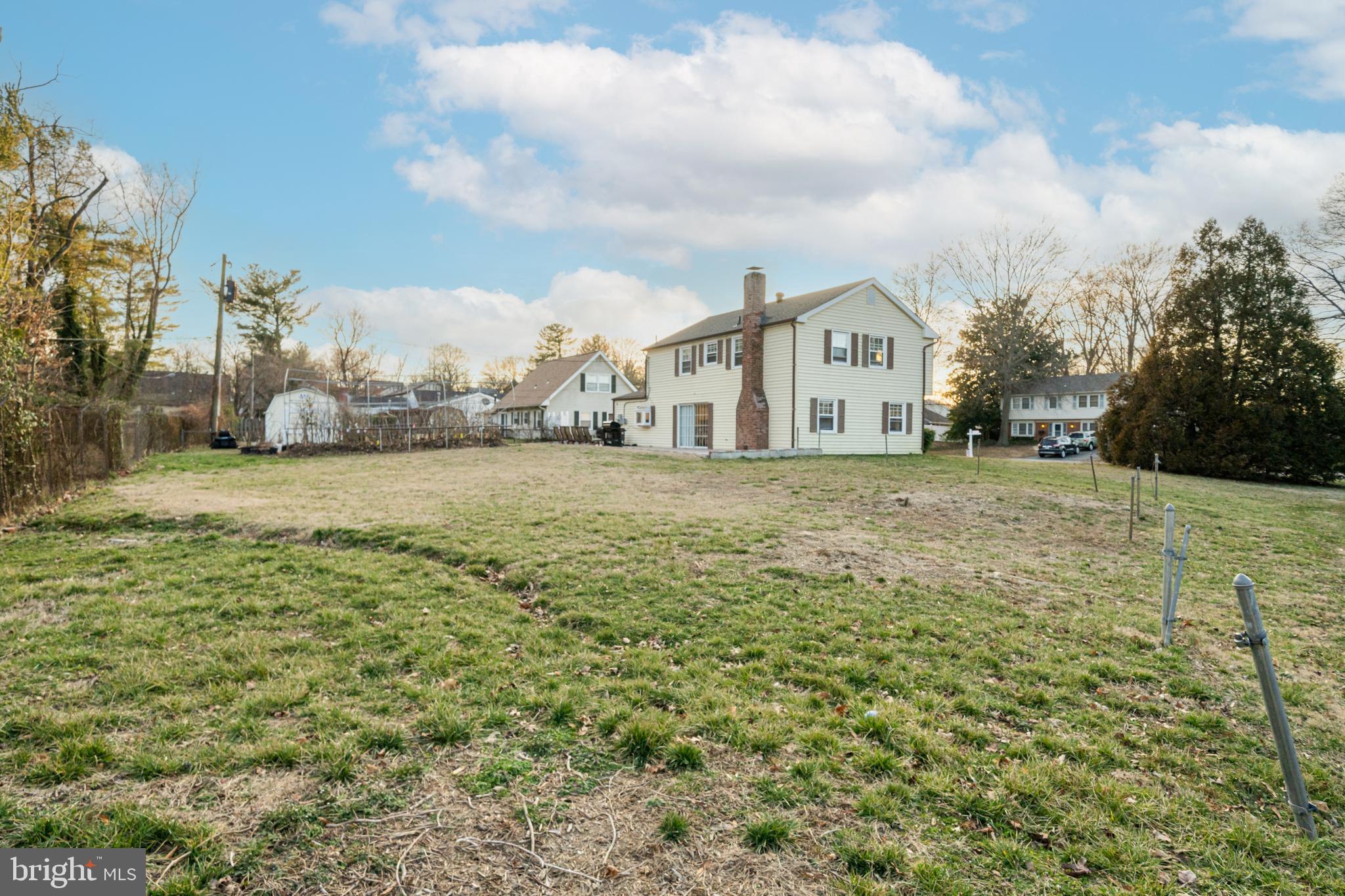 SOMERSET AT BELAIR - Residential