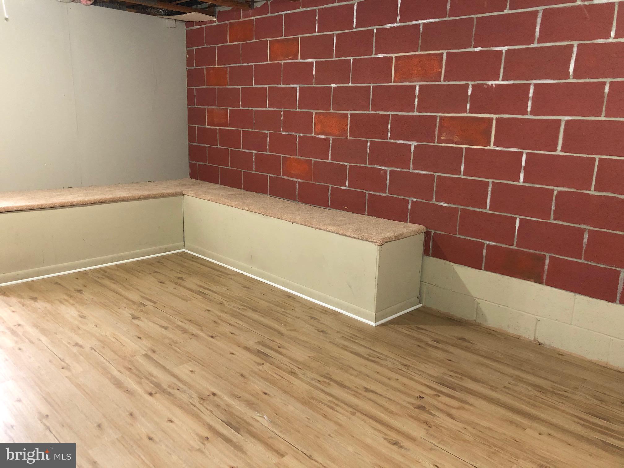 WATERFORD PLACE - Residential