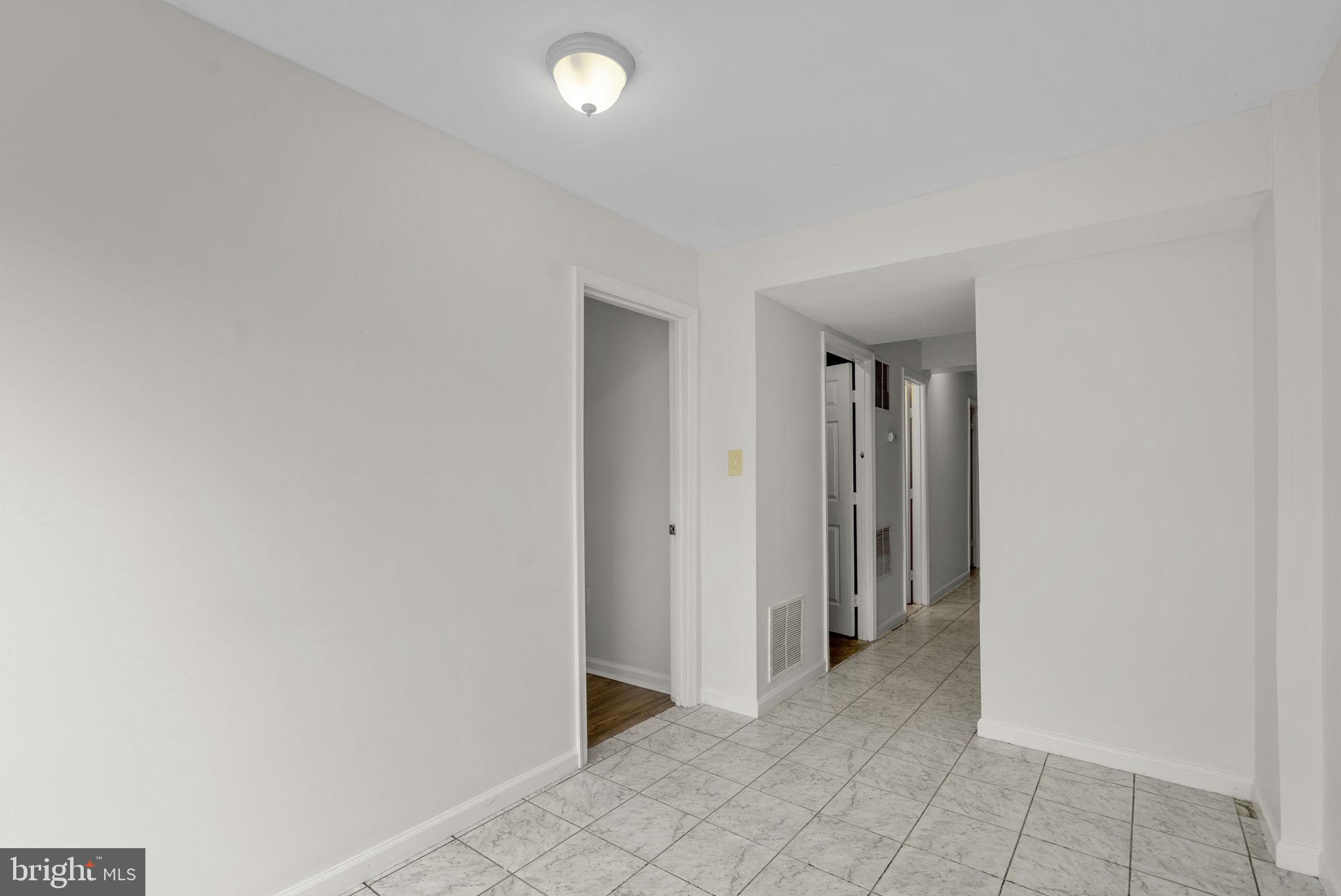 BRIGHTON WEST - Residential