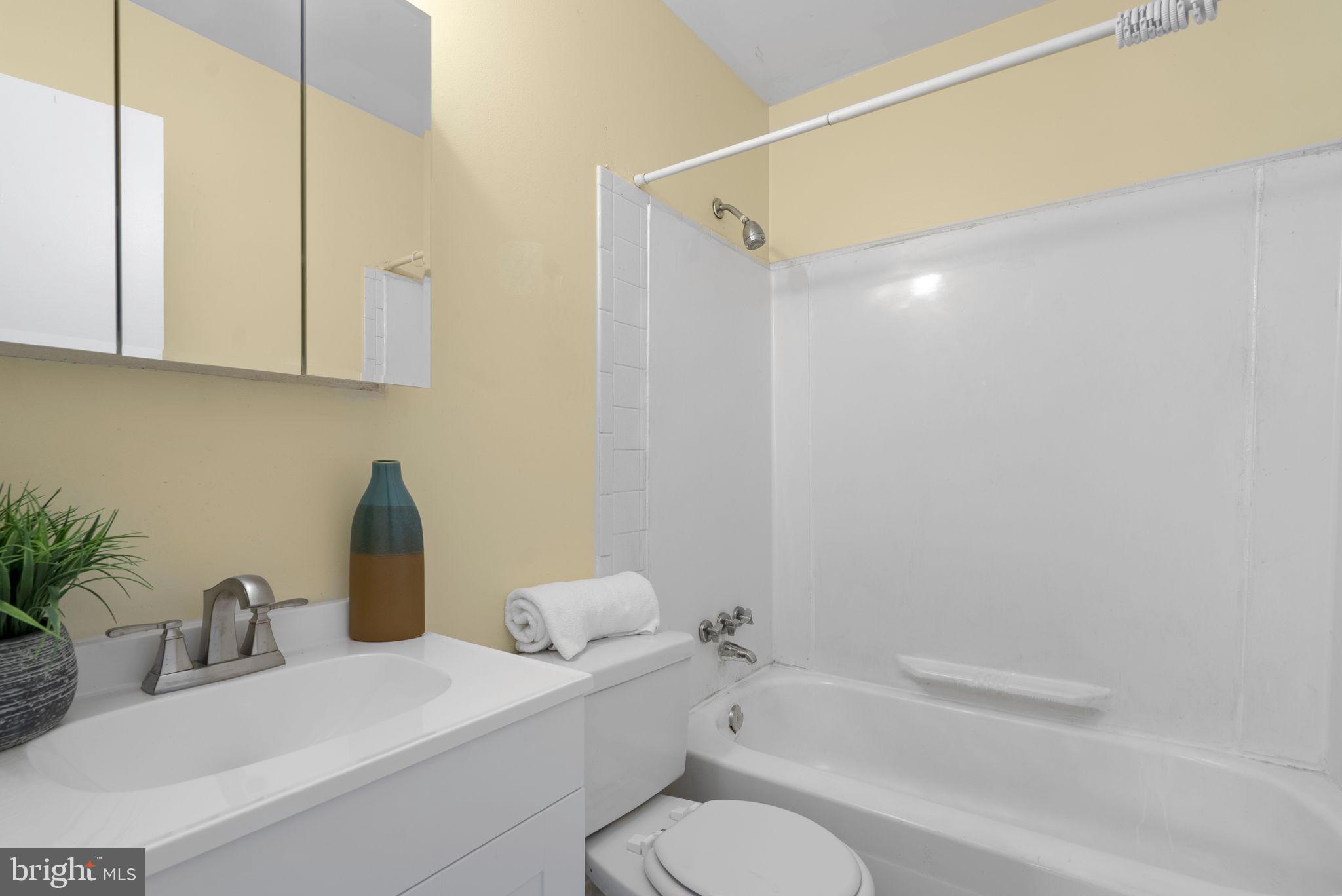 BRIGHTON WEST - Residential
