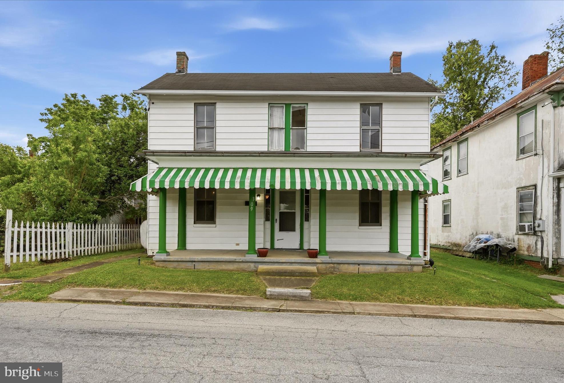 CITY OF CHARLES TOWN - Residential