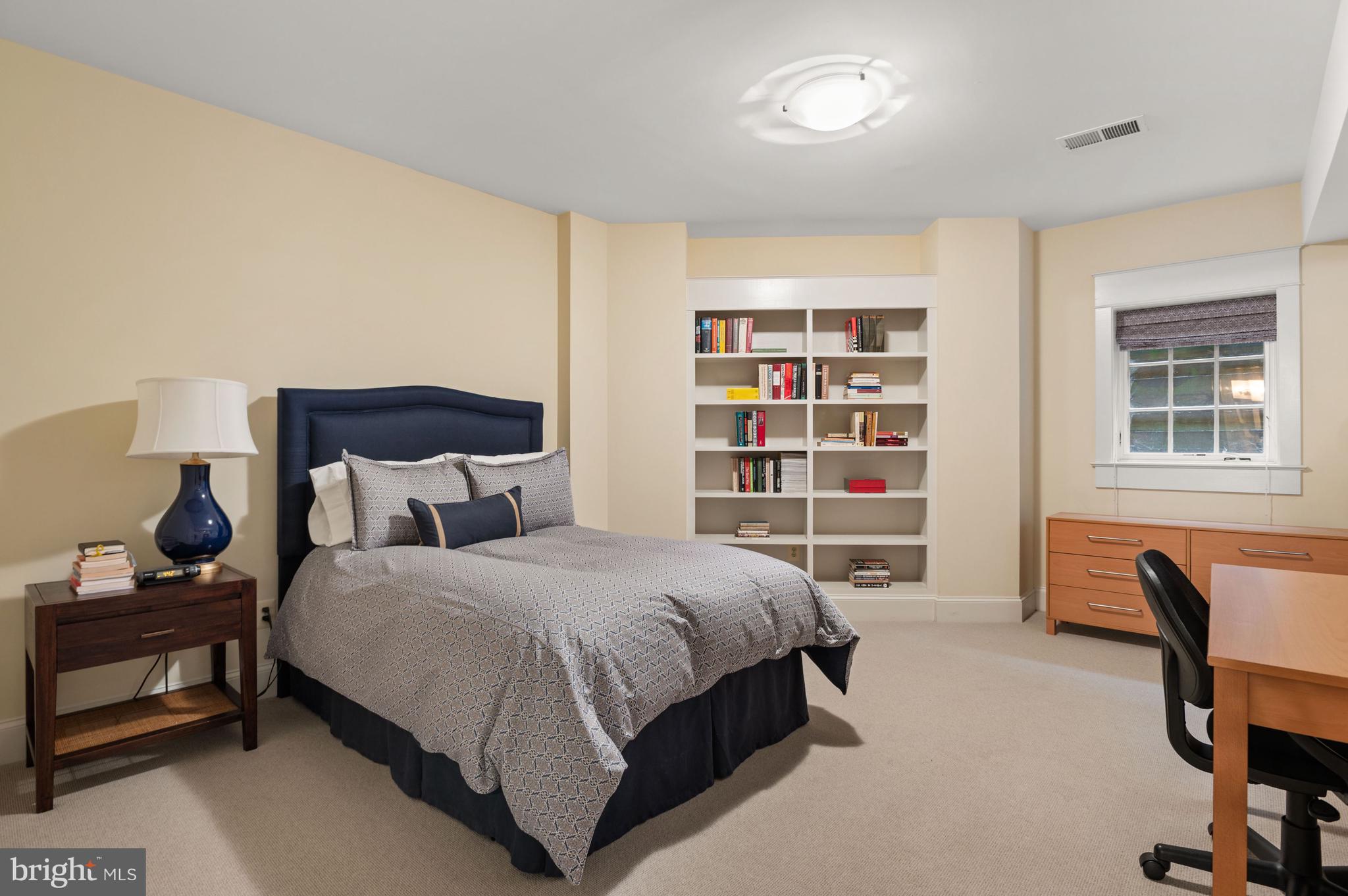 CHESTERBROOK - Residential