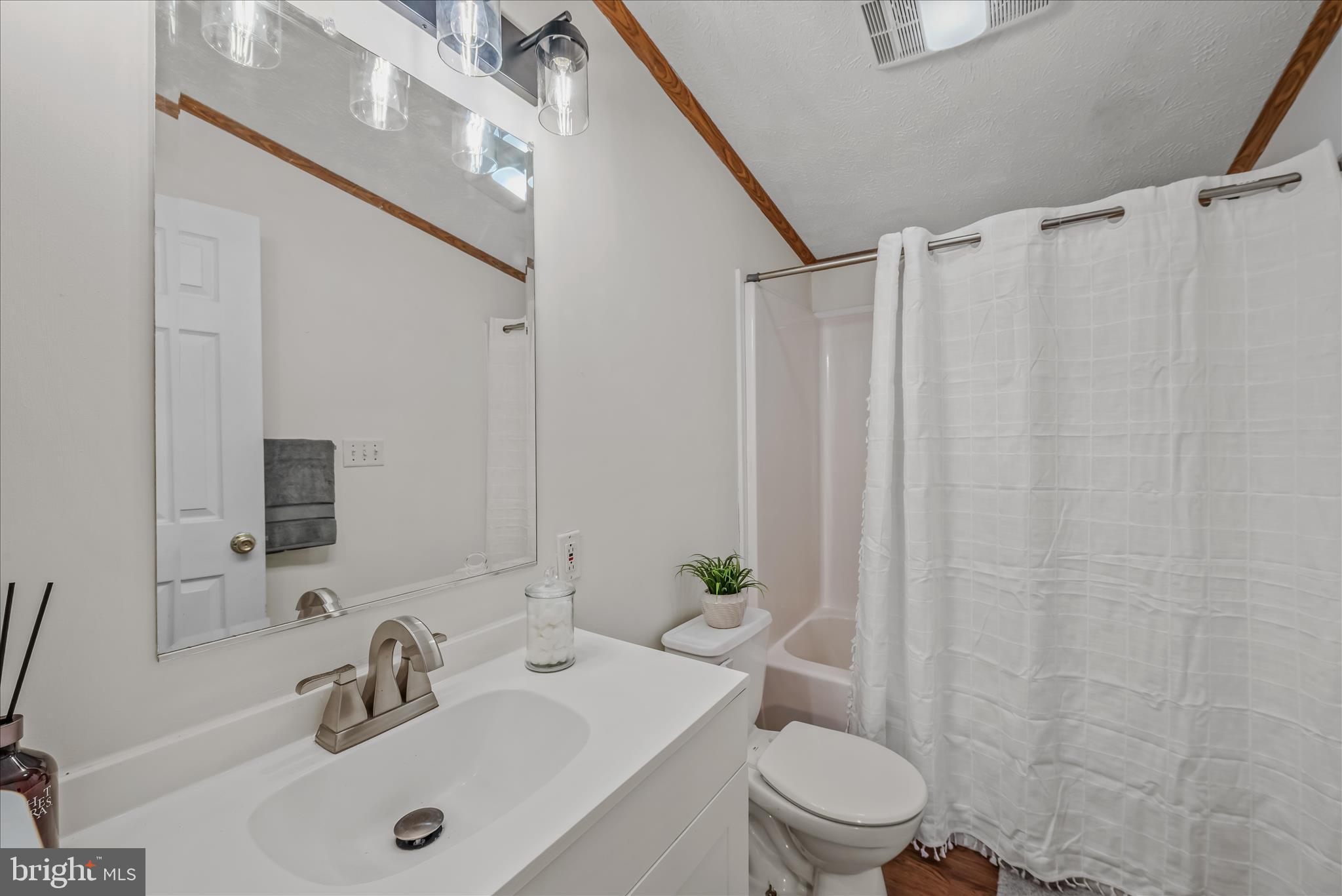 SUMMER HILL - Residential