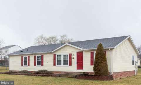 16 LONGBRANCH DRIVE MARTINSBURG WV 25405