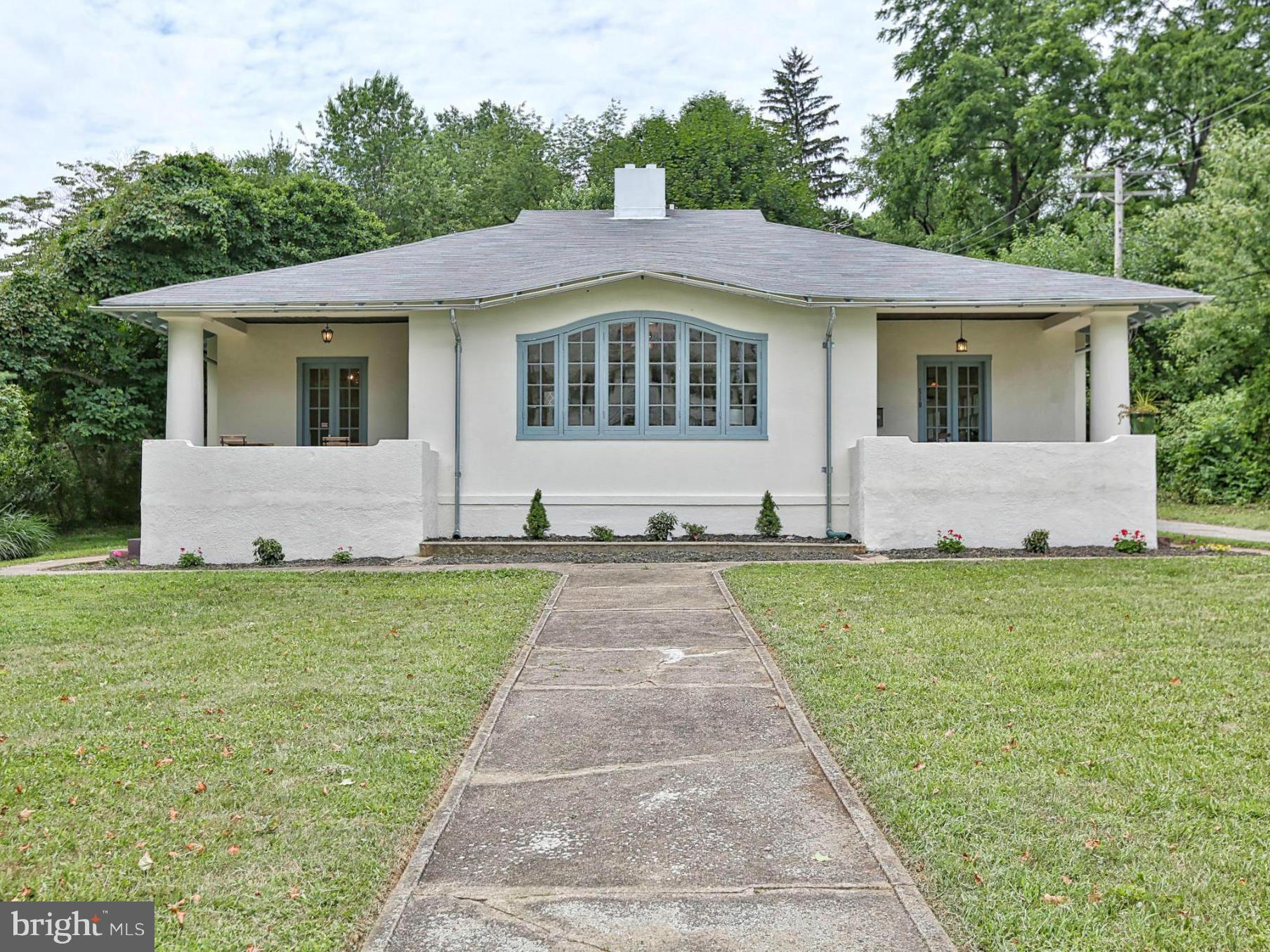 TEN HILLS - Residential