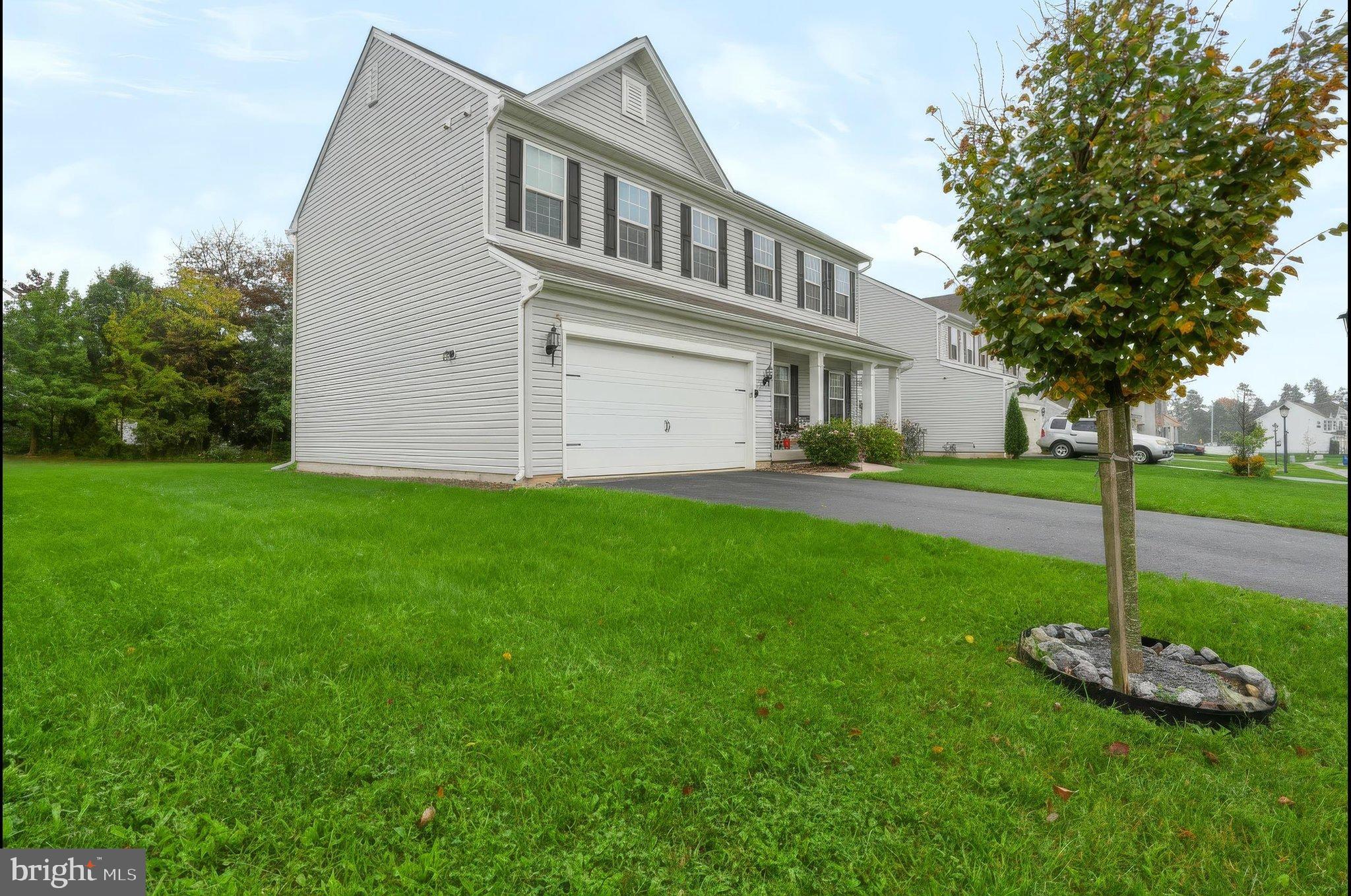 11 BENNINGTON WAY