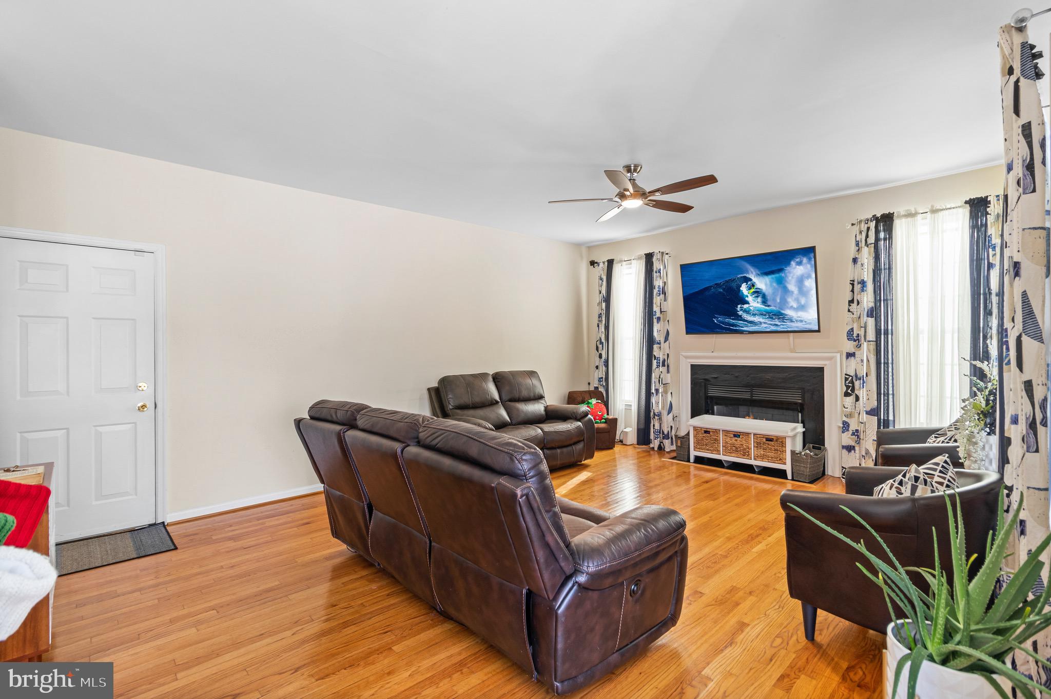 CHELTENHAM WOODS - Residential