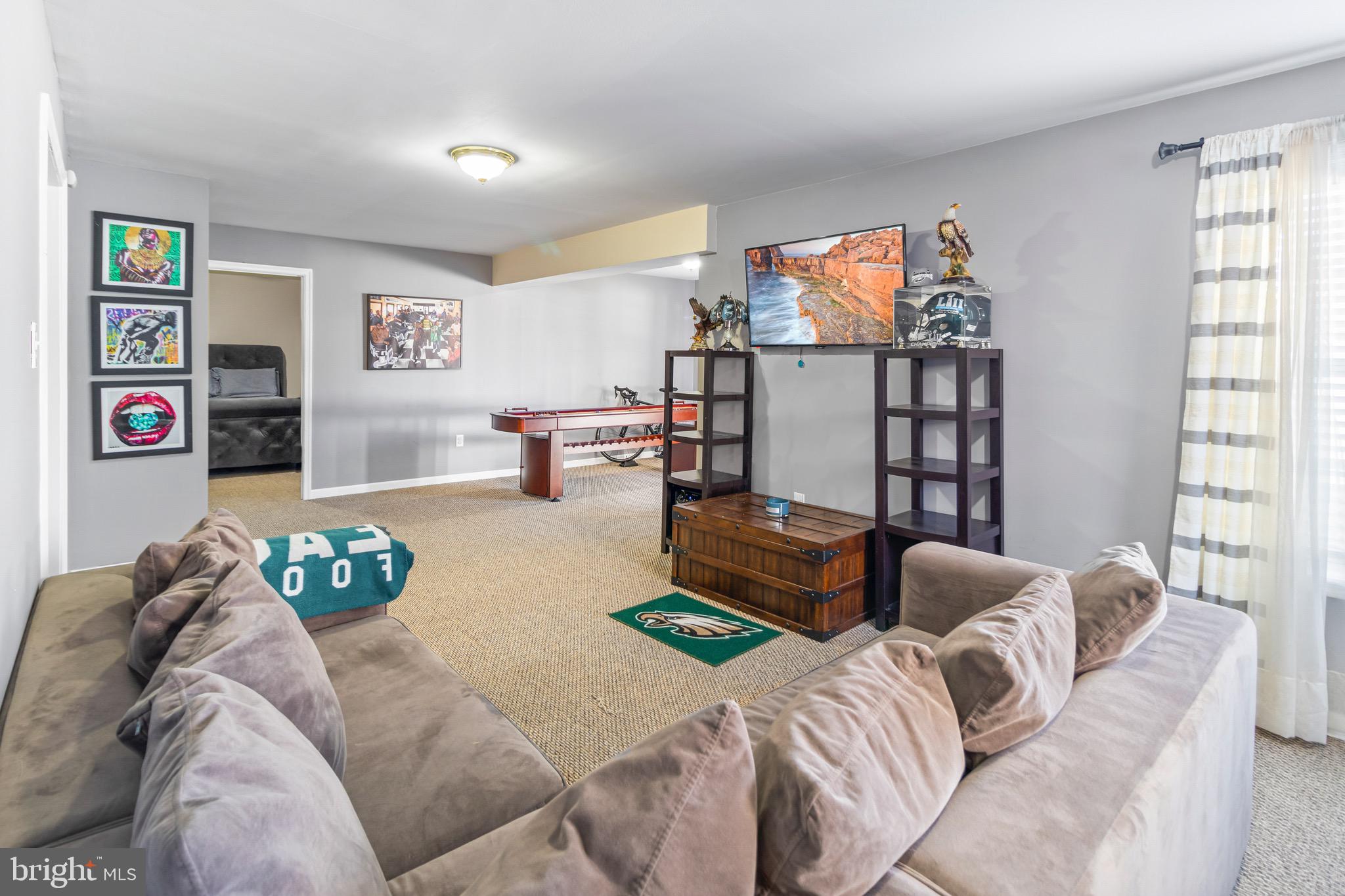 CHELTENHAM WOODS - Residential