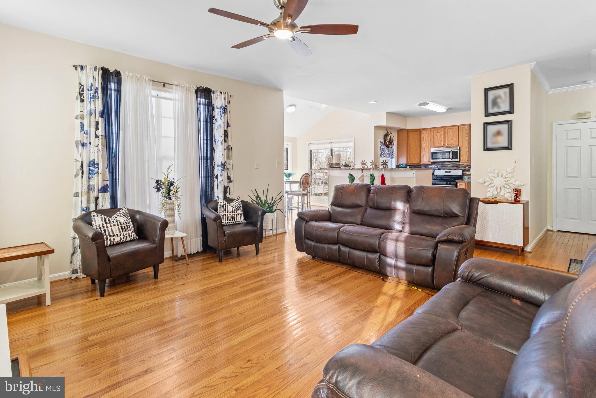 CHELTENHAM WOODS - Residential