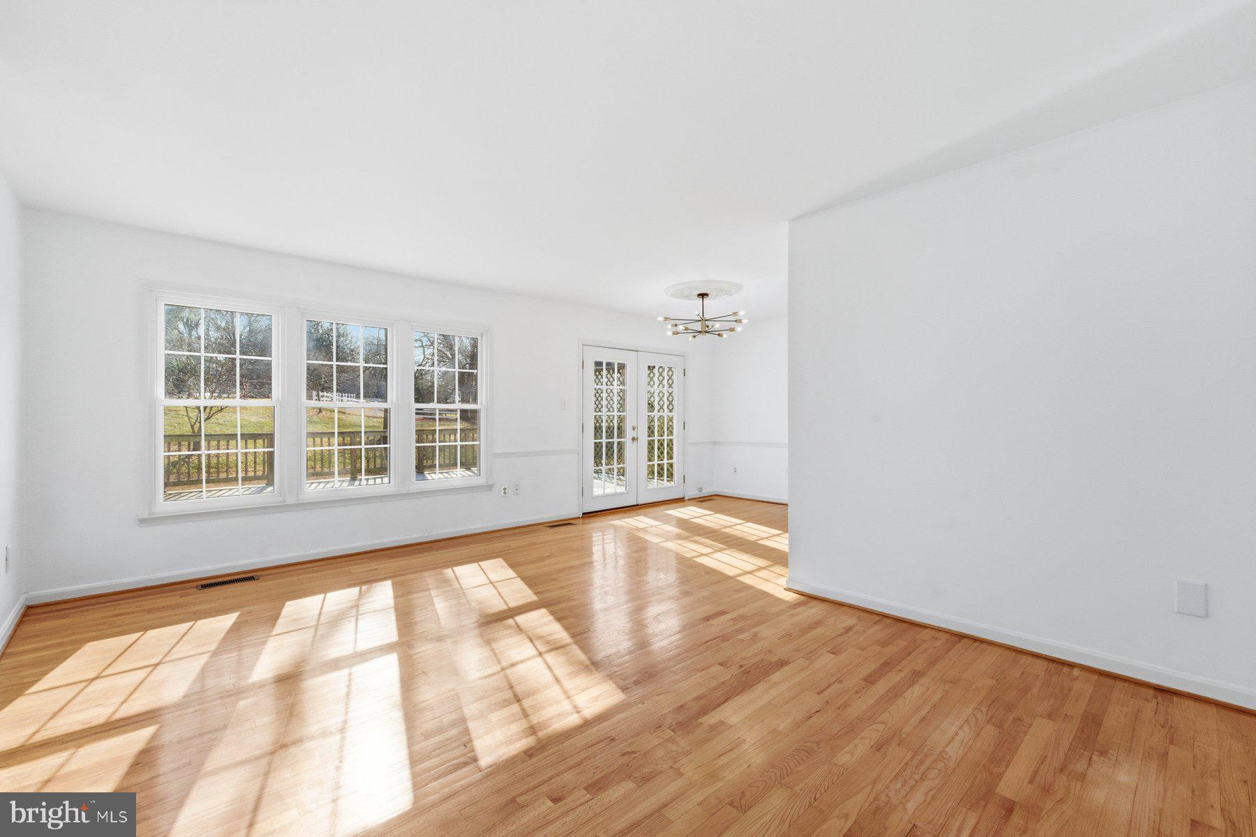 ROBERTS GLEN - Residential Lease