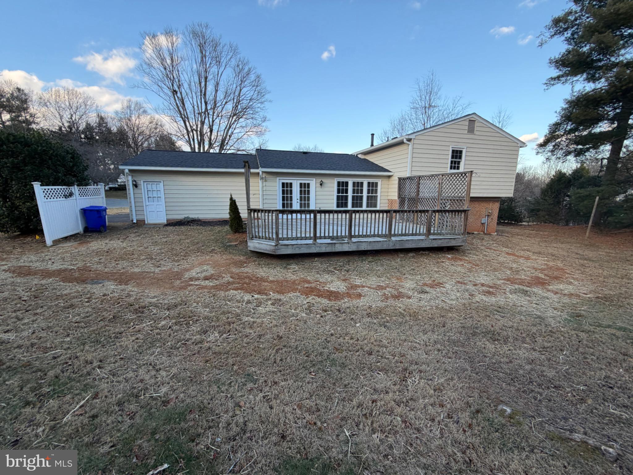 ROBERTS GLEN - Residential Lease