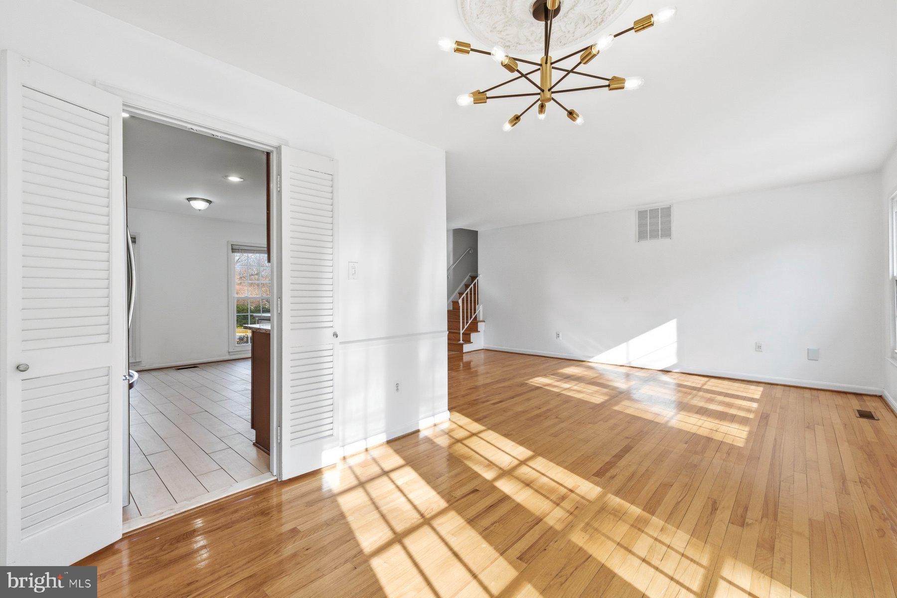 ROBERTS GLEN - Residential Lease